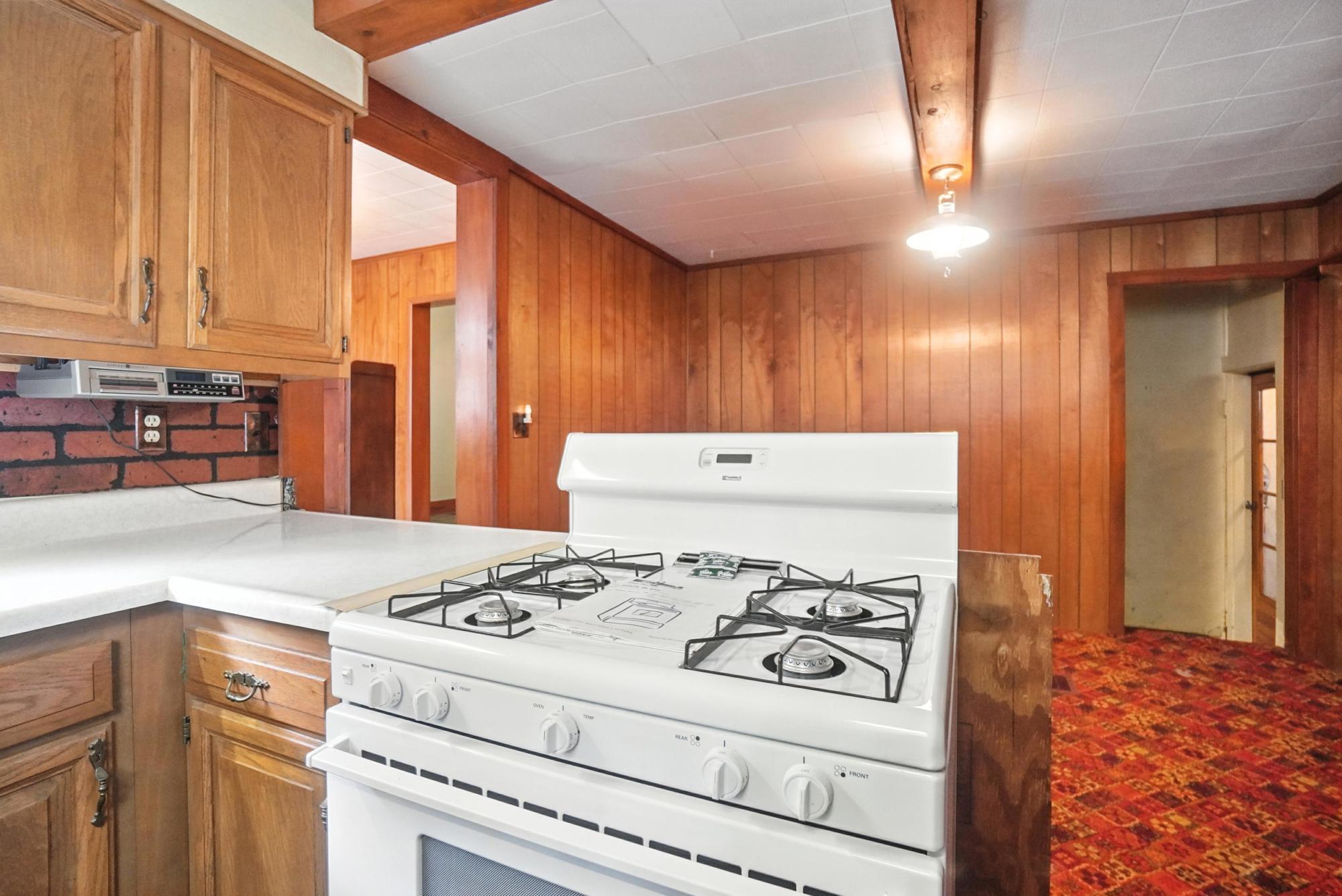 292 Main Street, London, Ohio 43140