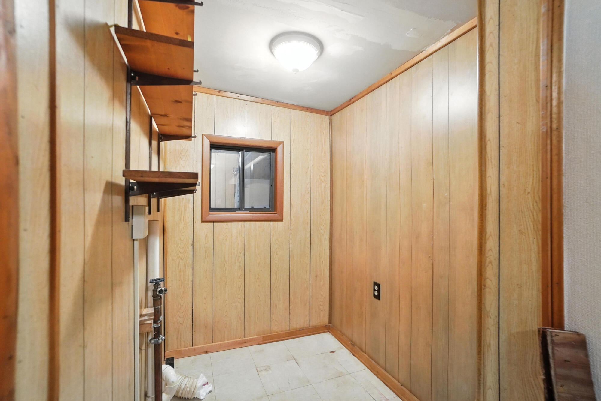 292 Main Street, London, Ohio 43140