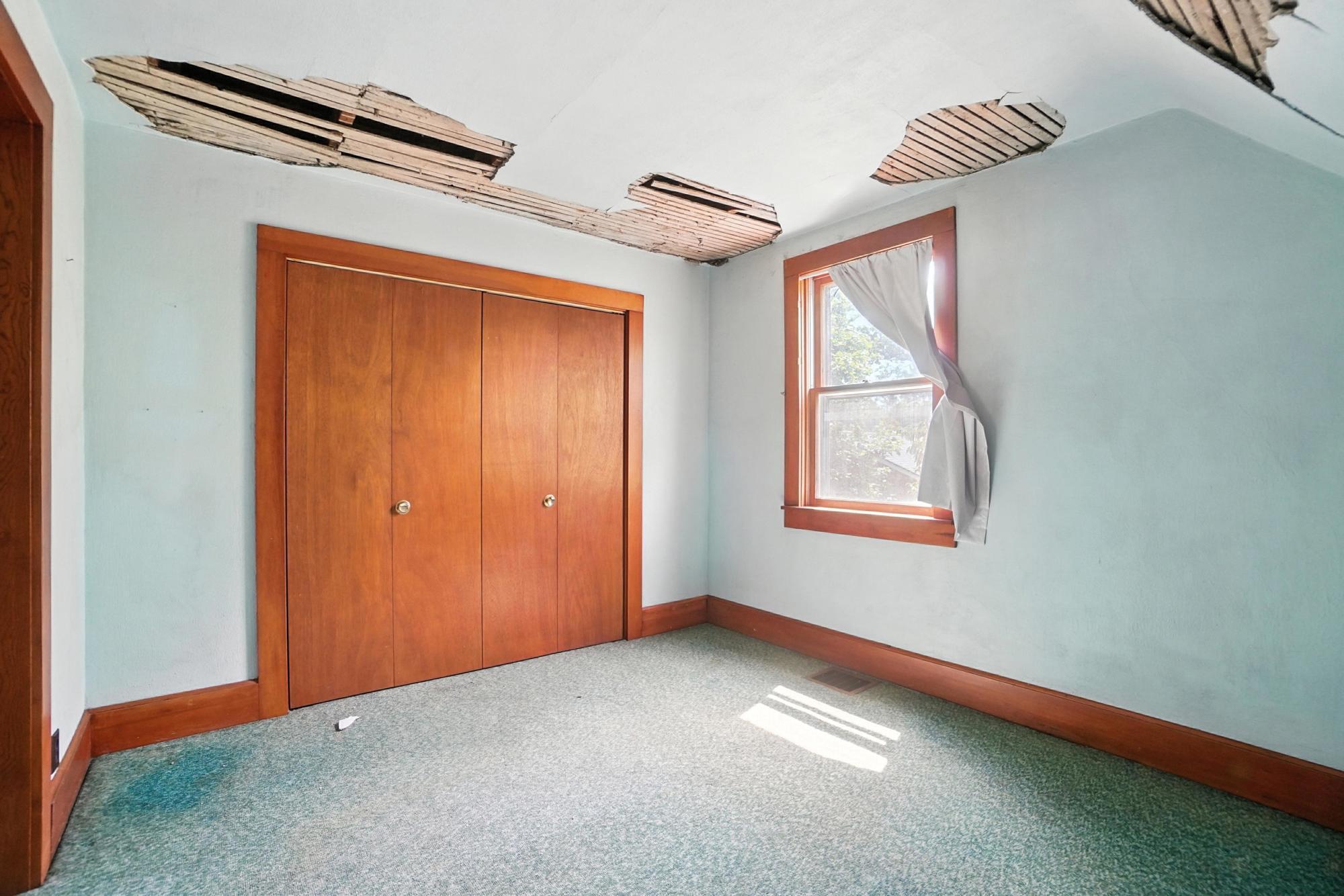 292 Main Street, London, Ohio 43140