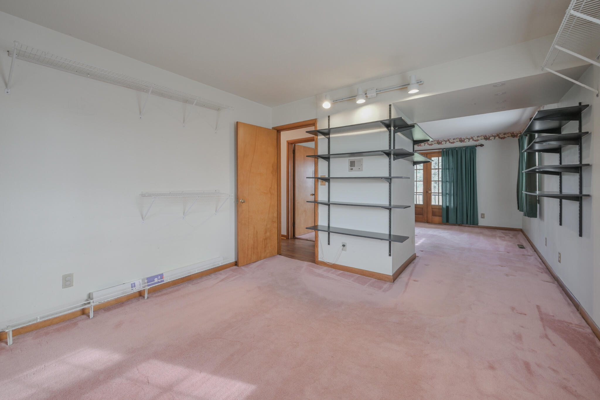 255 Bird Road, Springfield, Ohio 45505