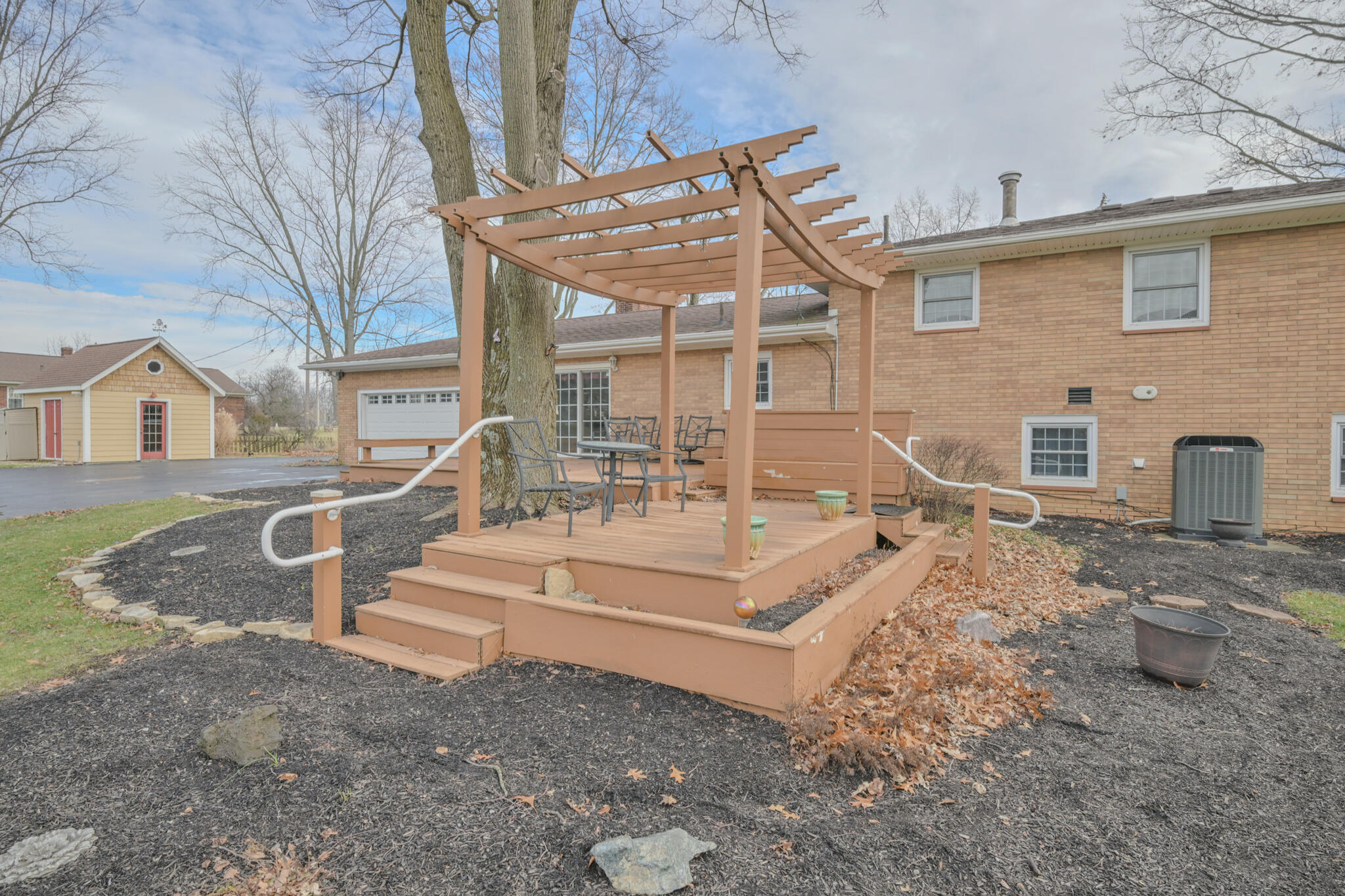 255 Bird Road, Springfield, Ohio 45505