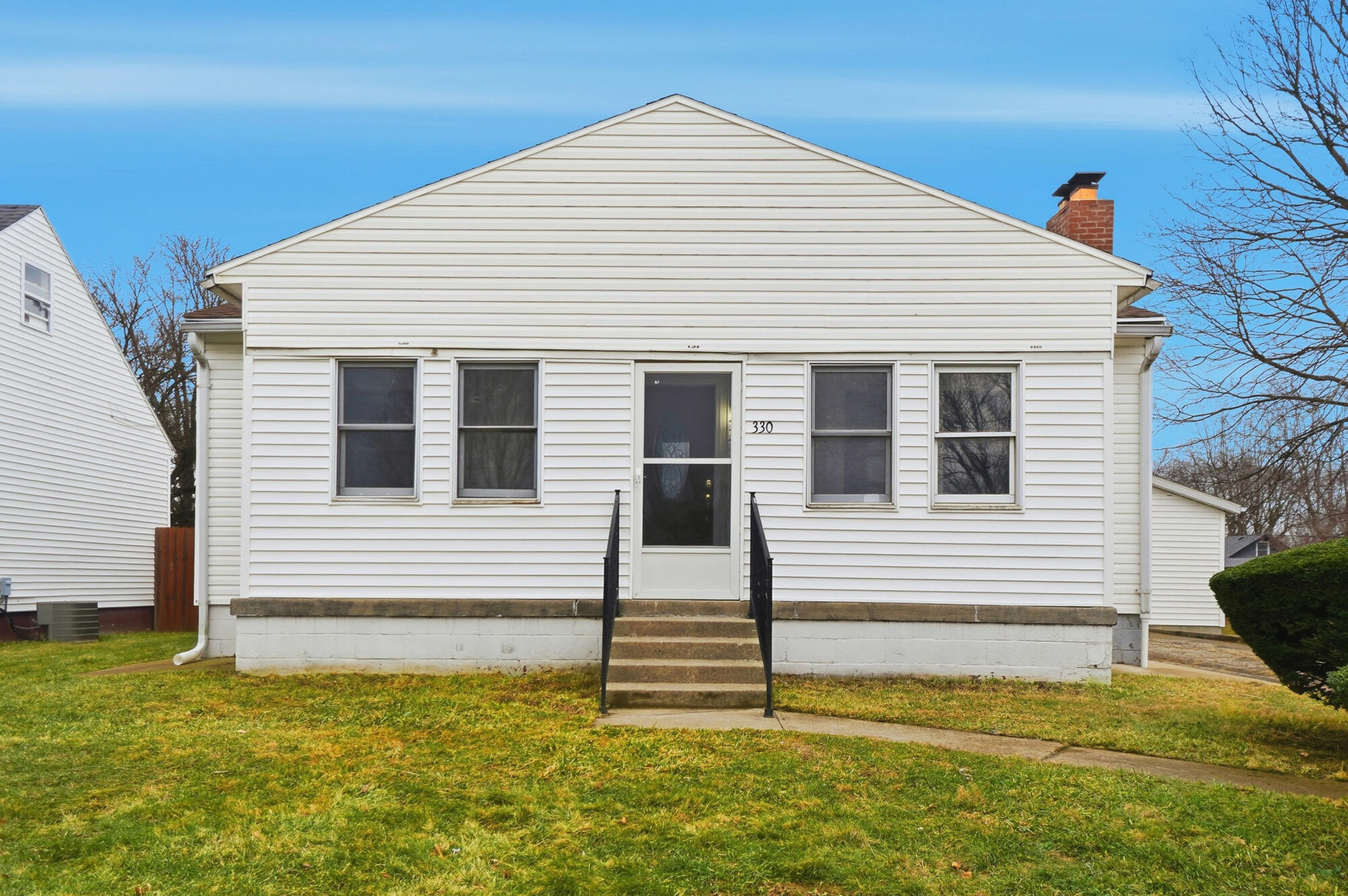 330 Larchmont Avenue, Springfield, Ohio 45503