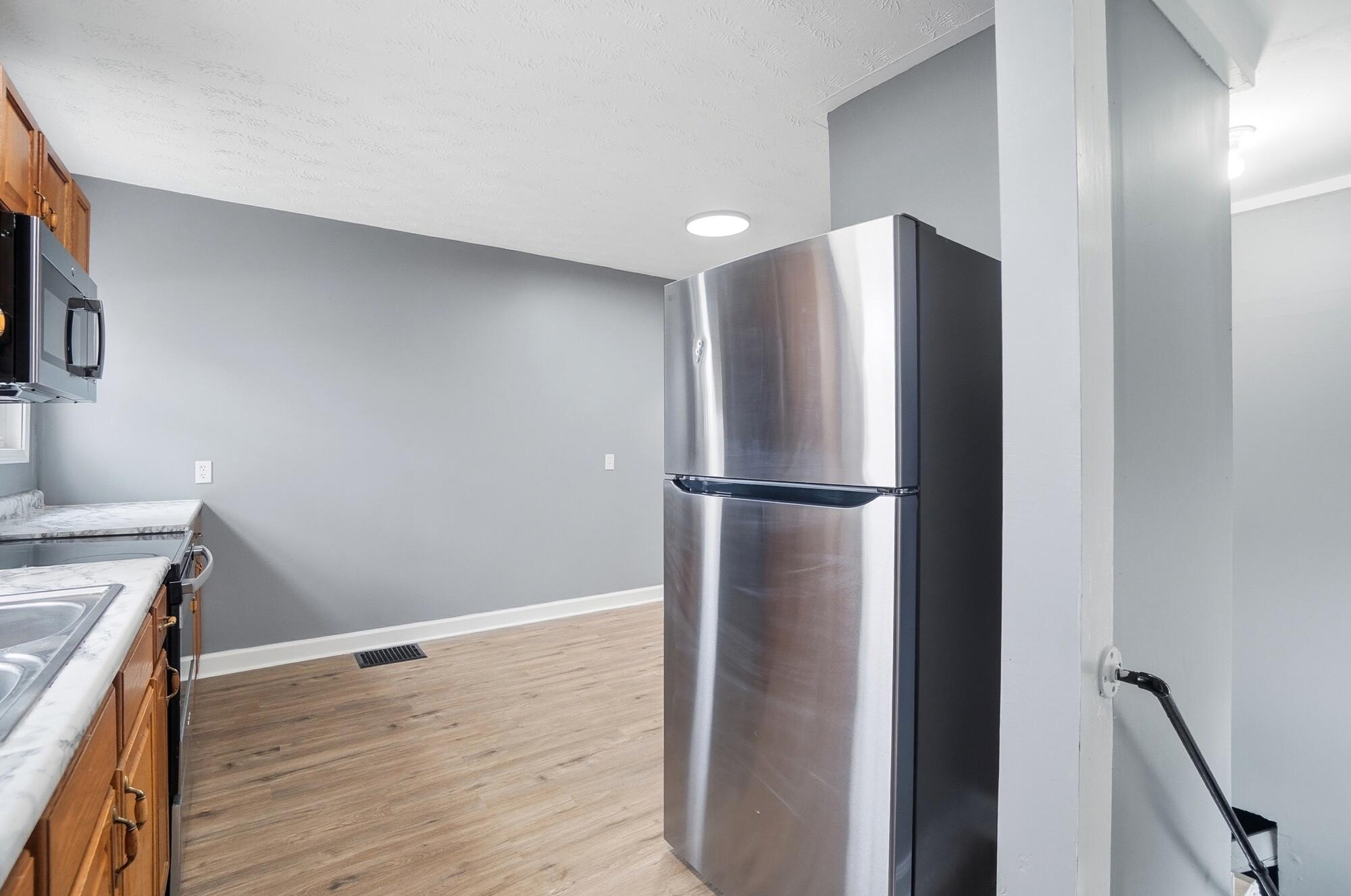 330 Larchmont Avenue, Springfield, Ohio 45503