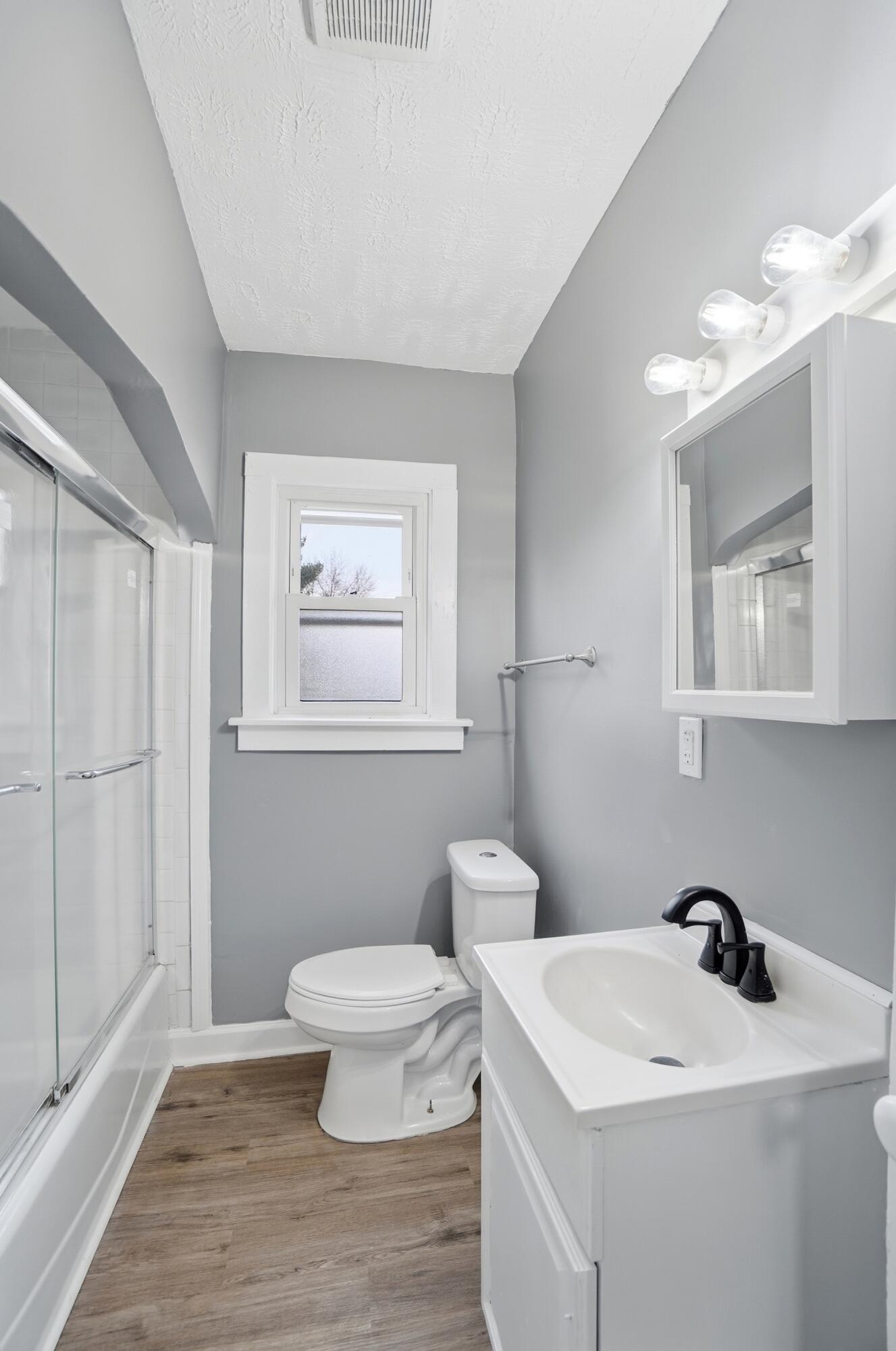 330 Larchmont Avenue, Springfield, Ohio 45503