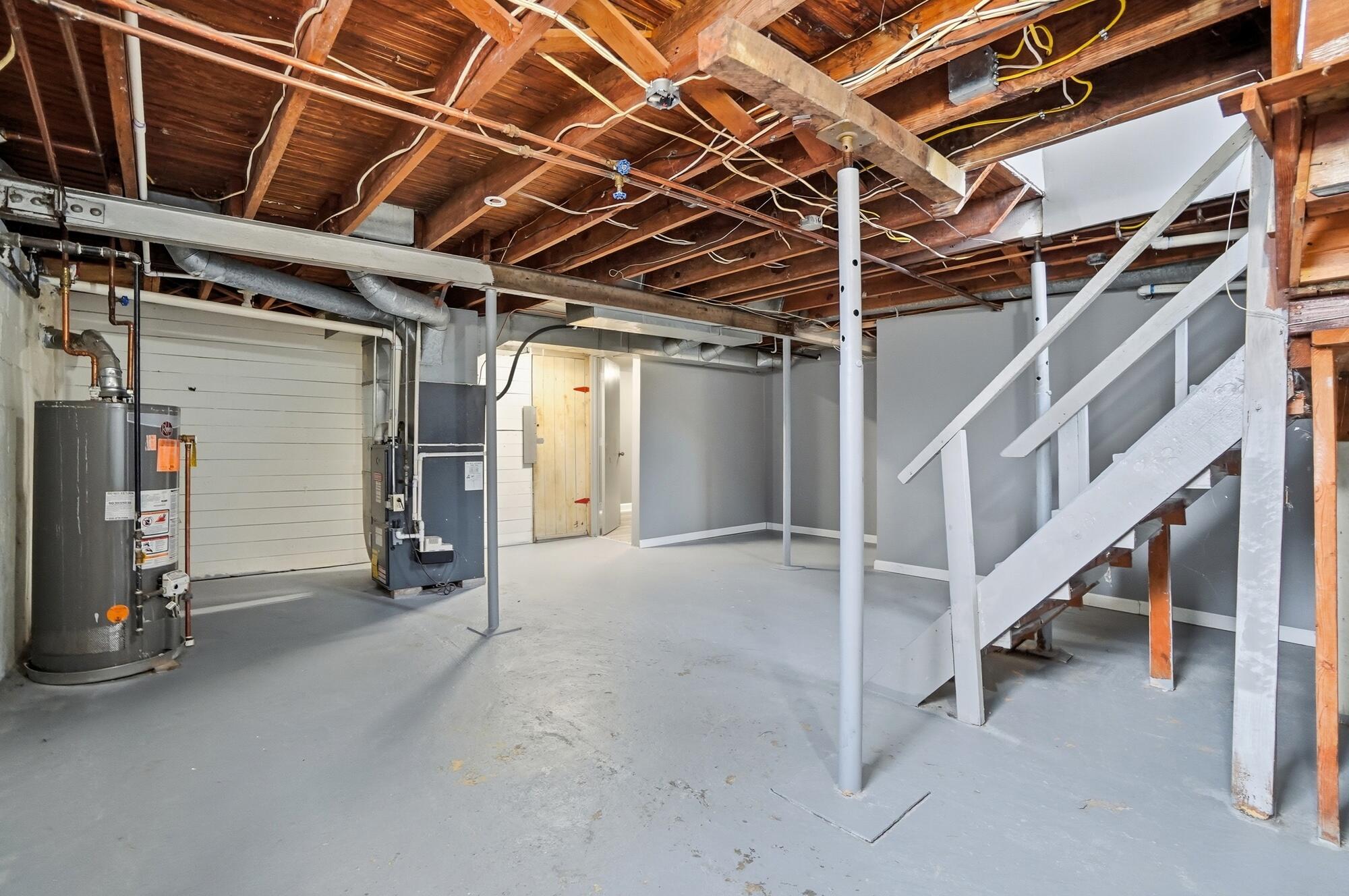 330 Larchmont Avenue, Springfield, Ohio 45503