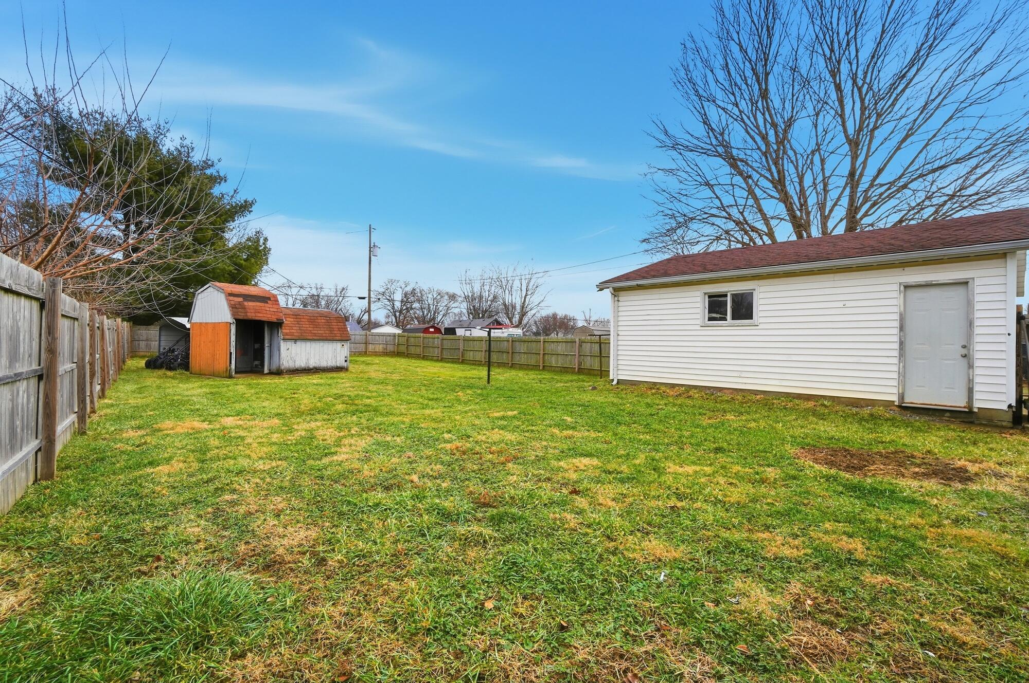 330 Larchmont Avenue, Springfield, Ohio 45503