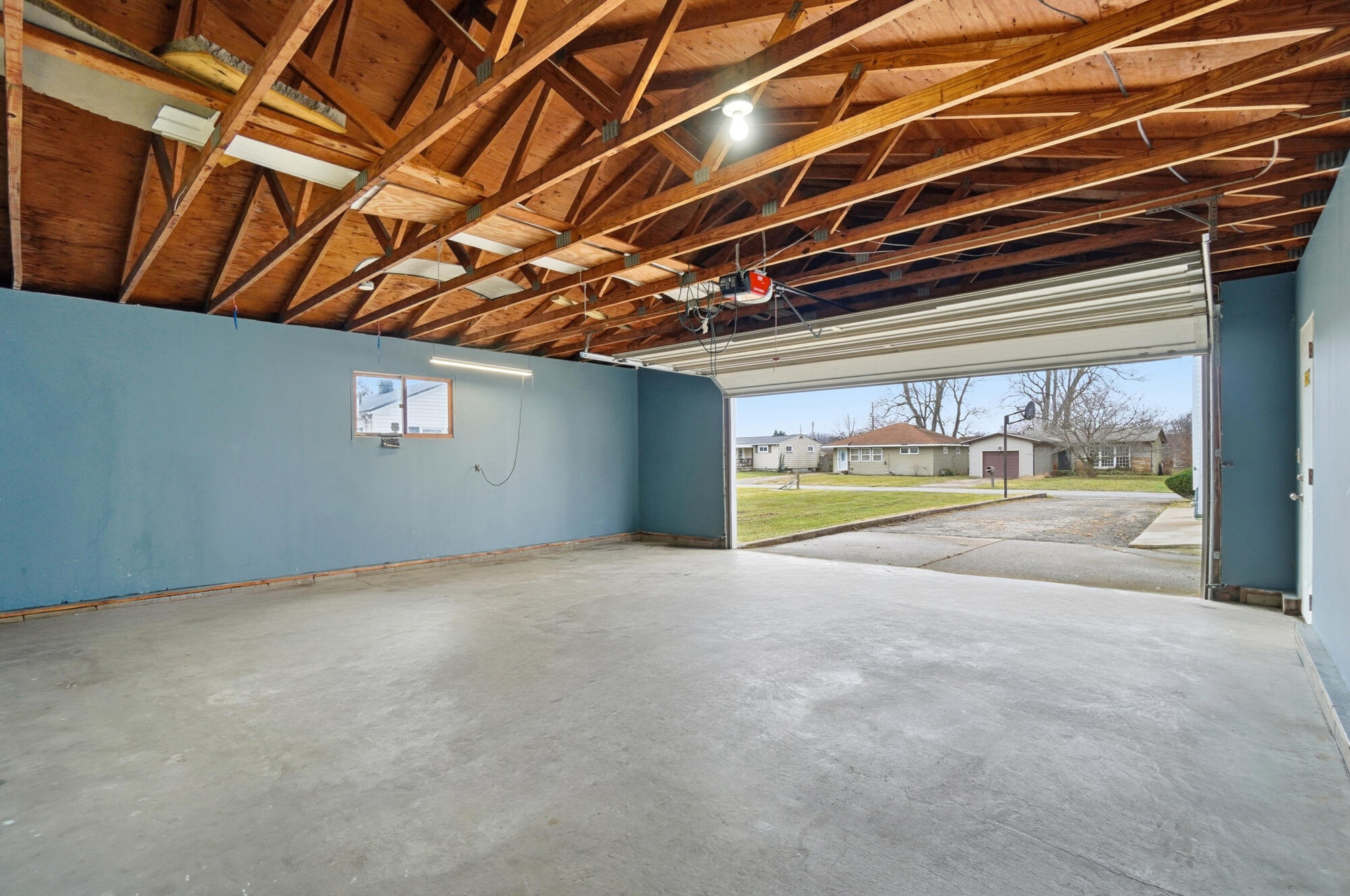 330 Larchmont Avenue, Springfield, Ohio 45503