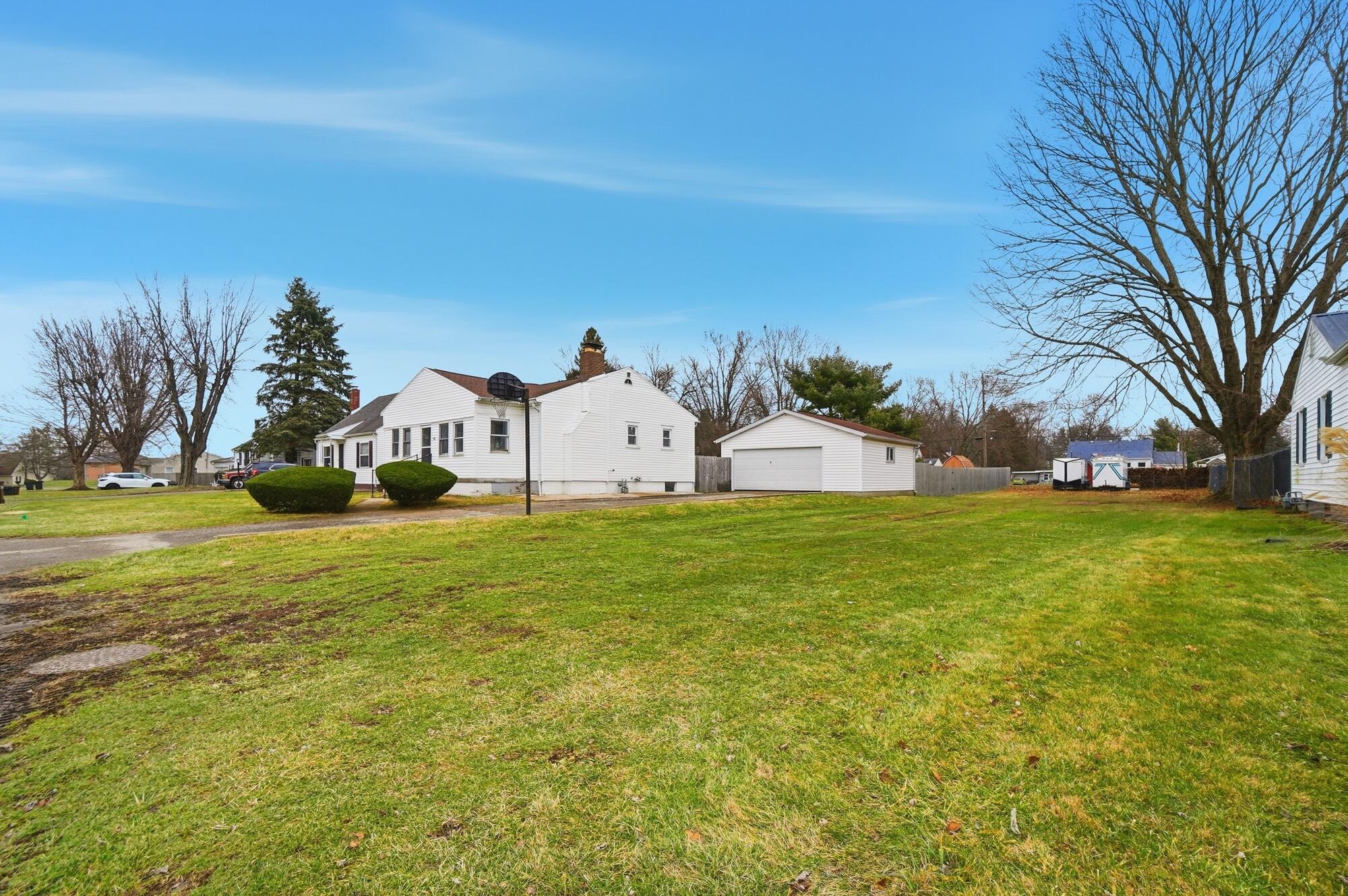 330 Larchmont Avenue, Springfield, Ohio 45503