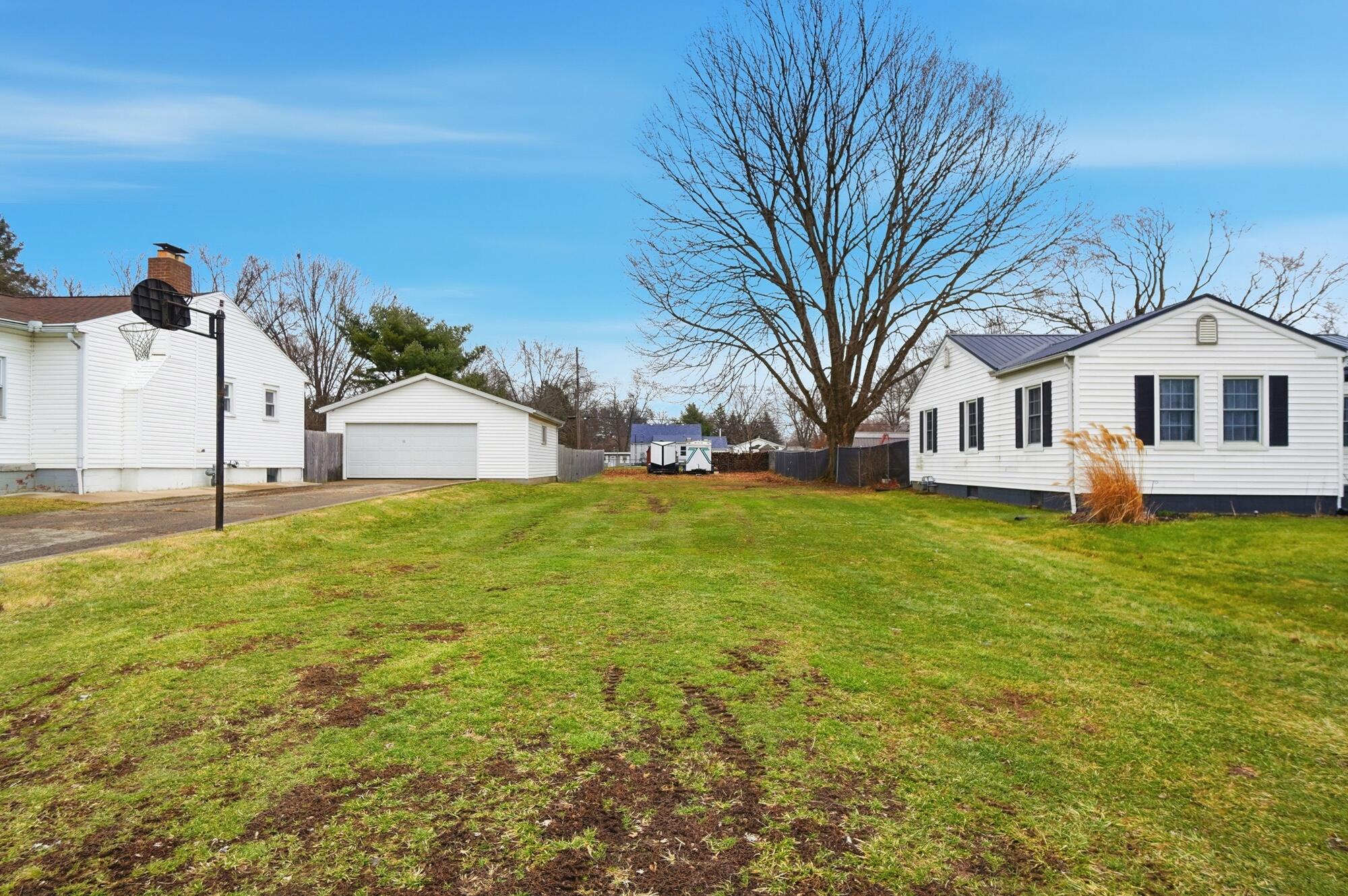 330 Larchmont Avenue, Springfield, Ohio 45503