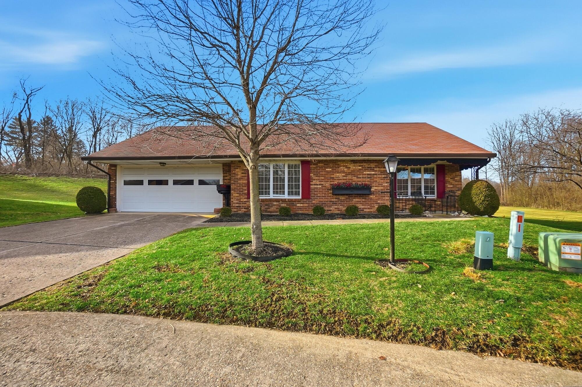 2951 Archer Lane, Springfield, Ohio 45503