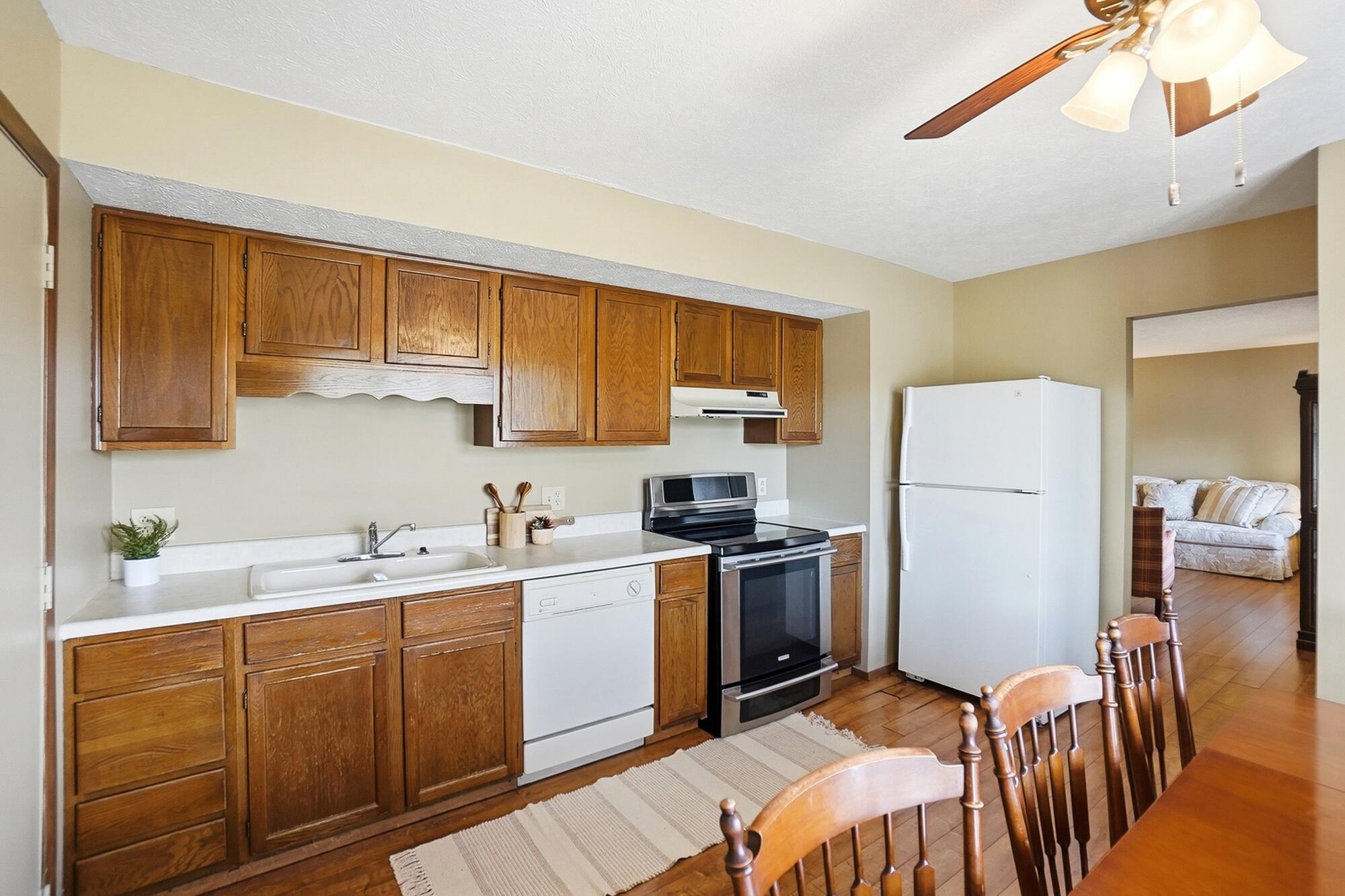 2951 Archer Lane, Springfield, Ohio 45503