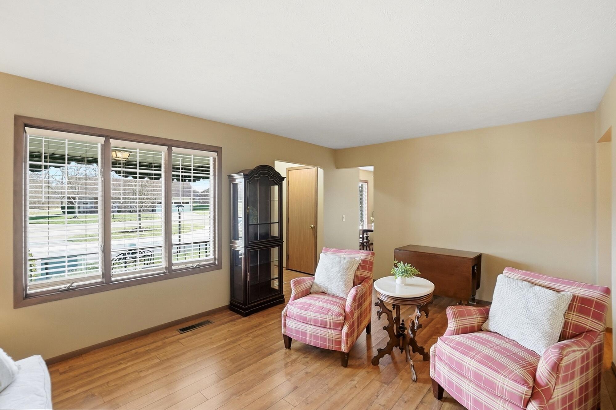 2951 Archer Lane, Springfield, Ohio 45503