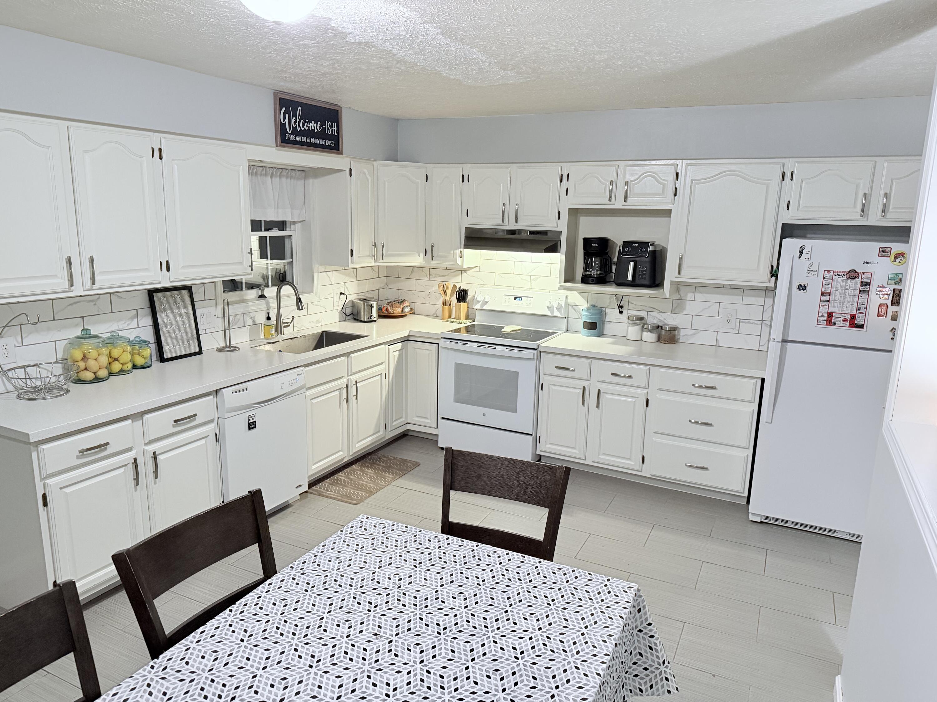 200 Evergreen Drive, Bellefontaine, Ohio 43311