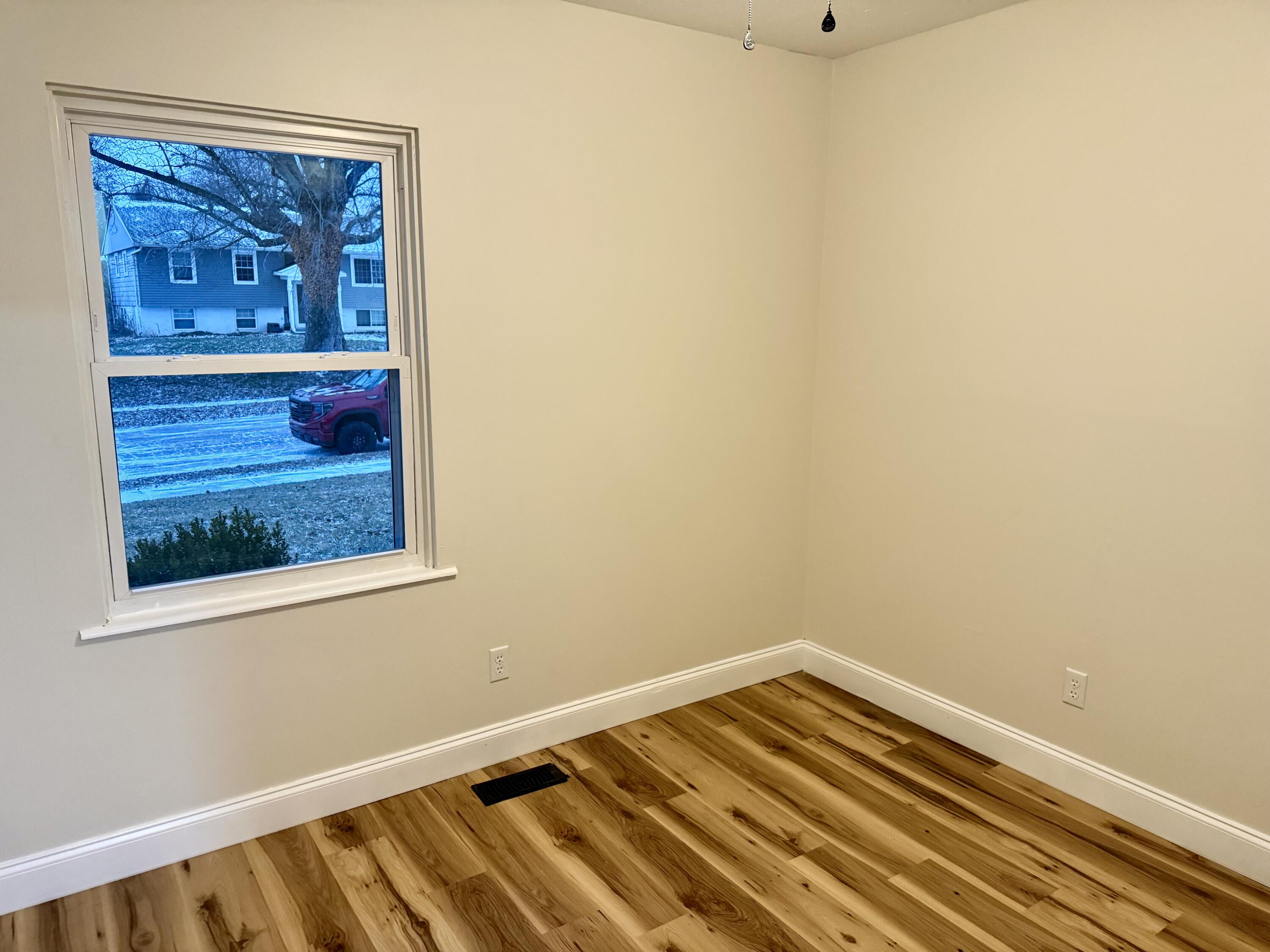 1924 Marinette Drive, Springfield, Ohio 45503