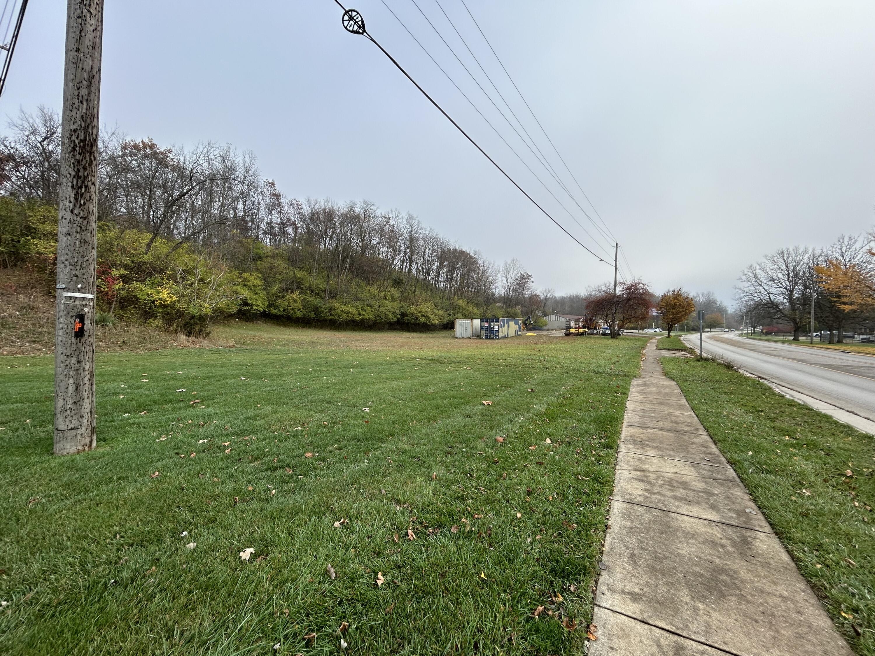 1470 Mitchell Boulevard, Springfield, Ohio 45503