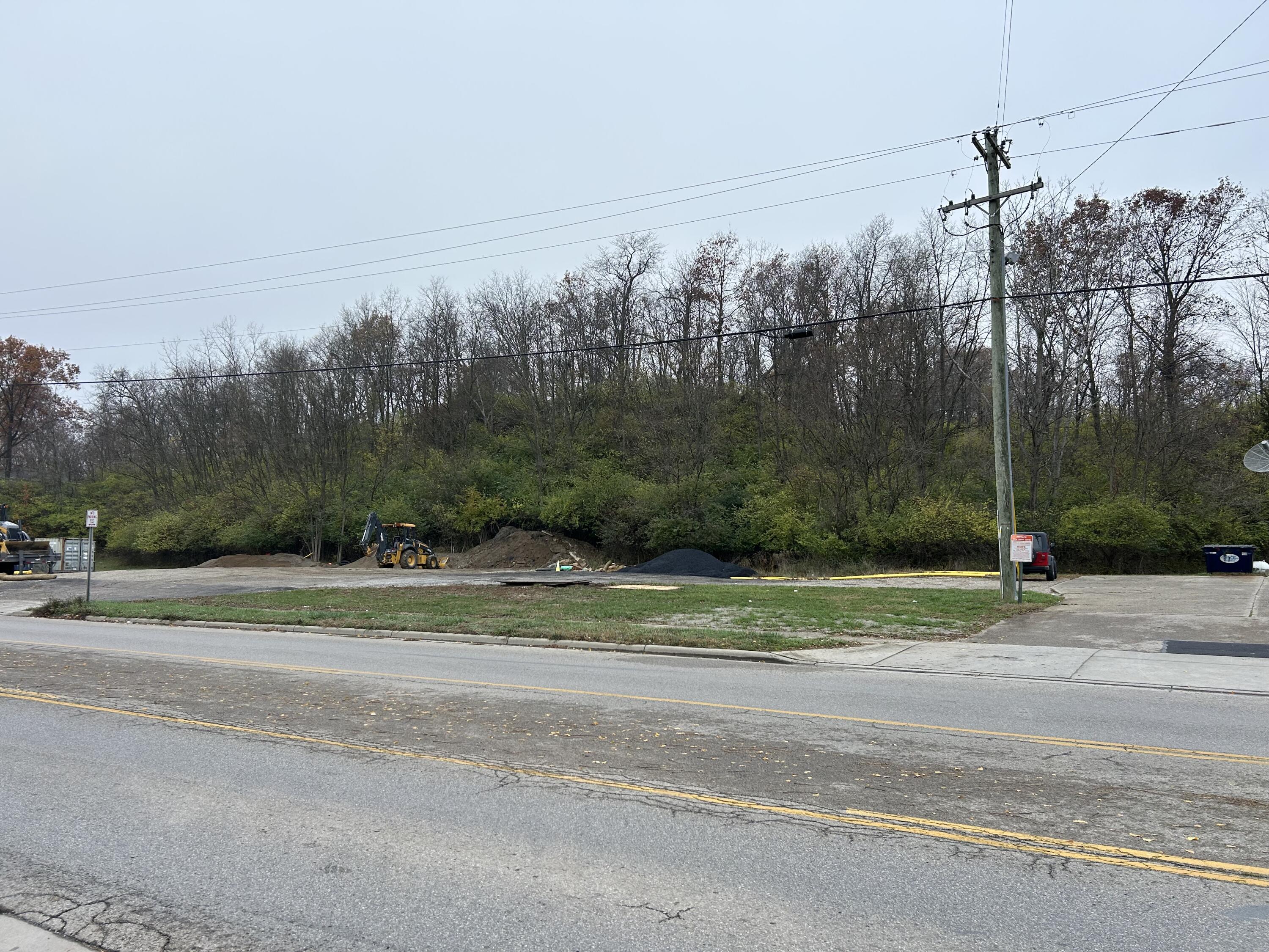 1470 Mitchell Boulevard, Springfield, Ohio 45503