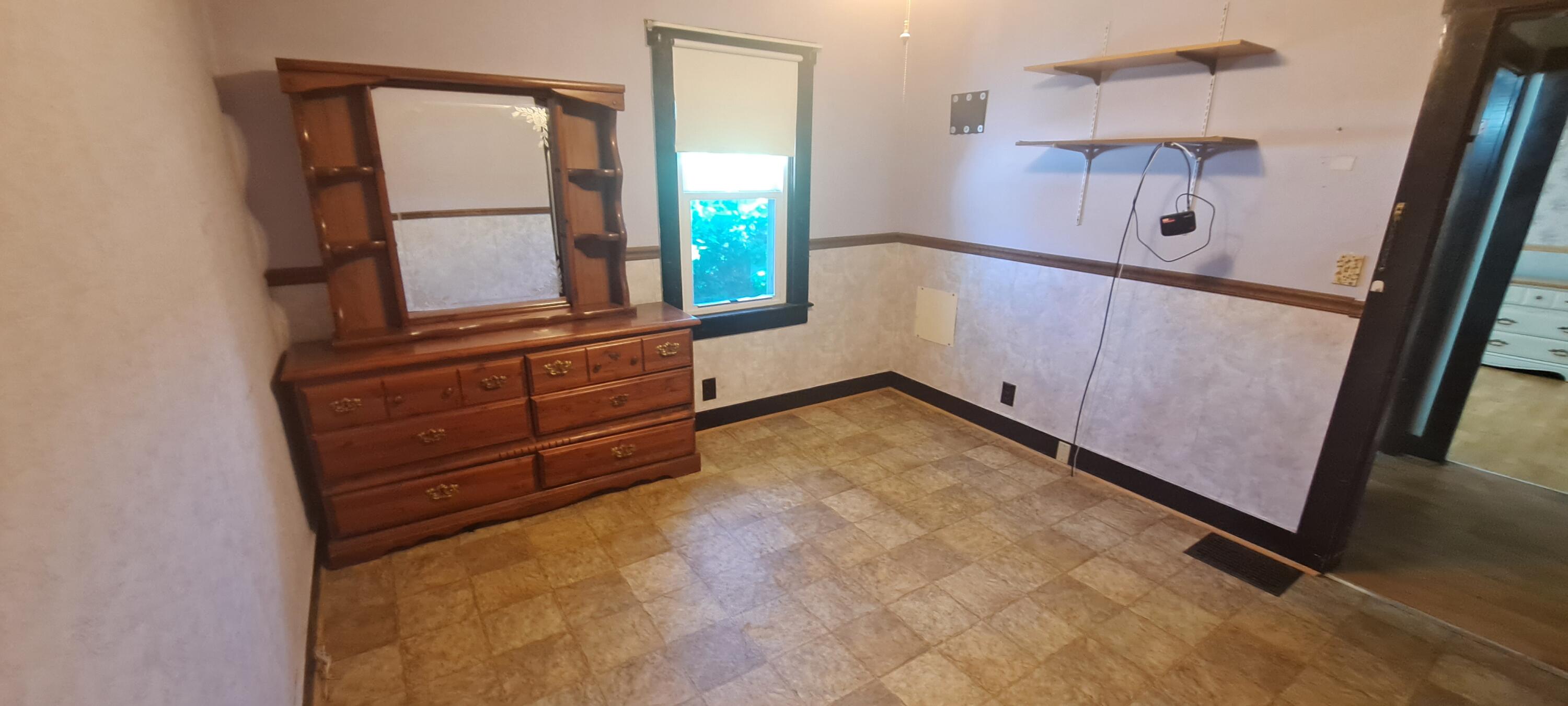 1009 Elm Street, Springfield, Ohio 45503