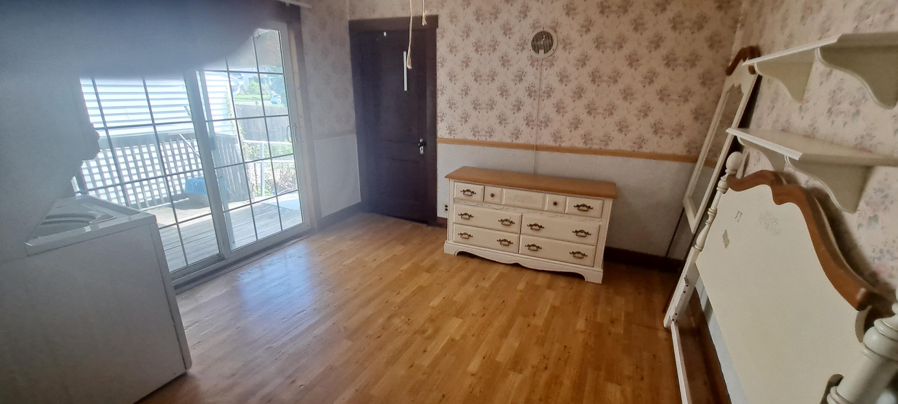 1009 Elm Street, Springfield, Ohio 45503