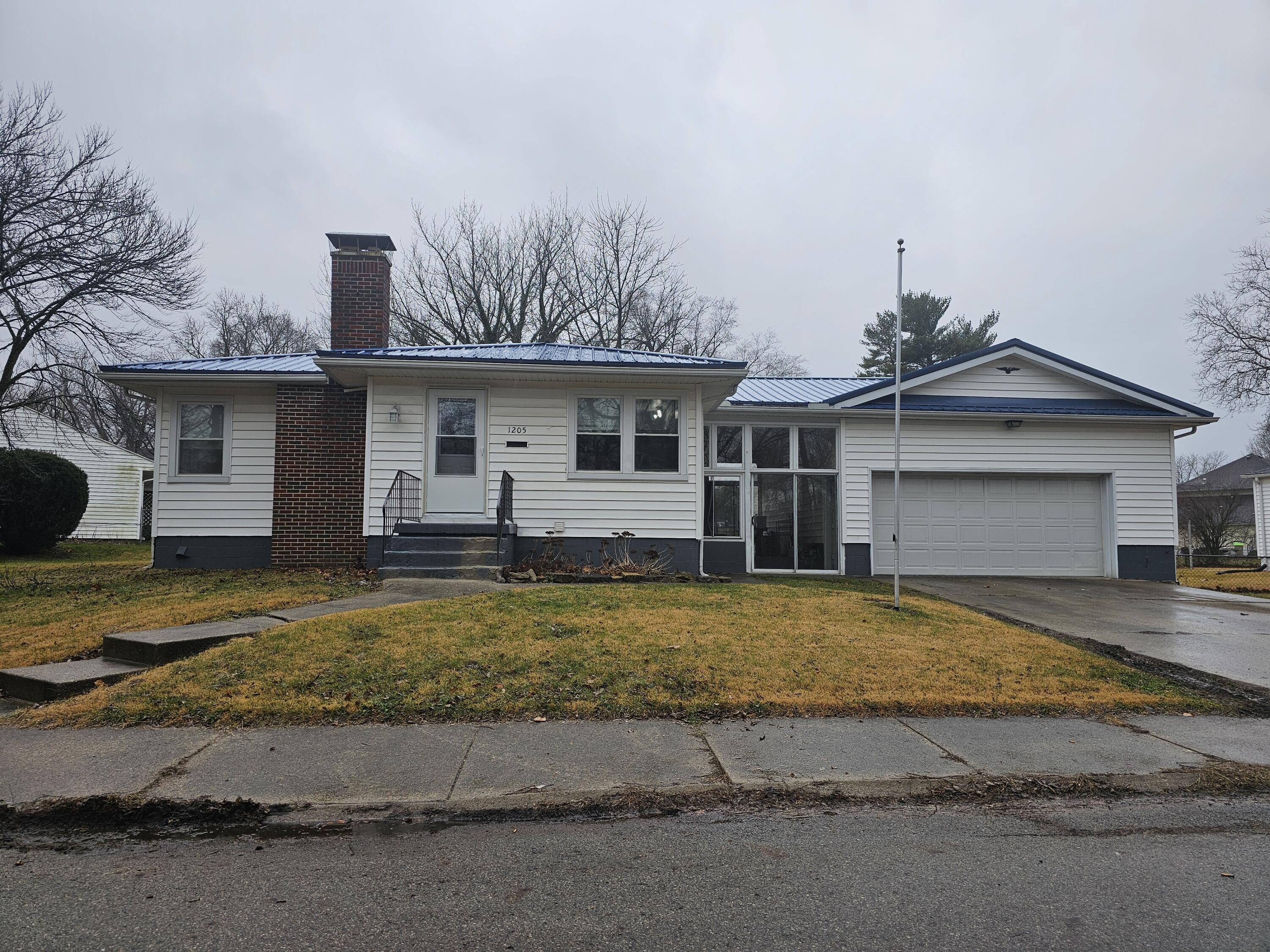 1205 Kinsman Avenue, Springfield, Ohio 45504
