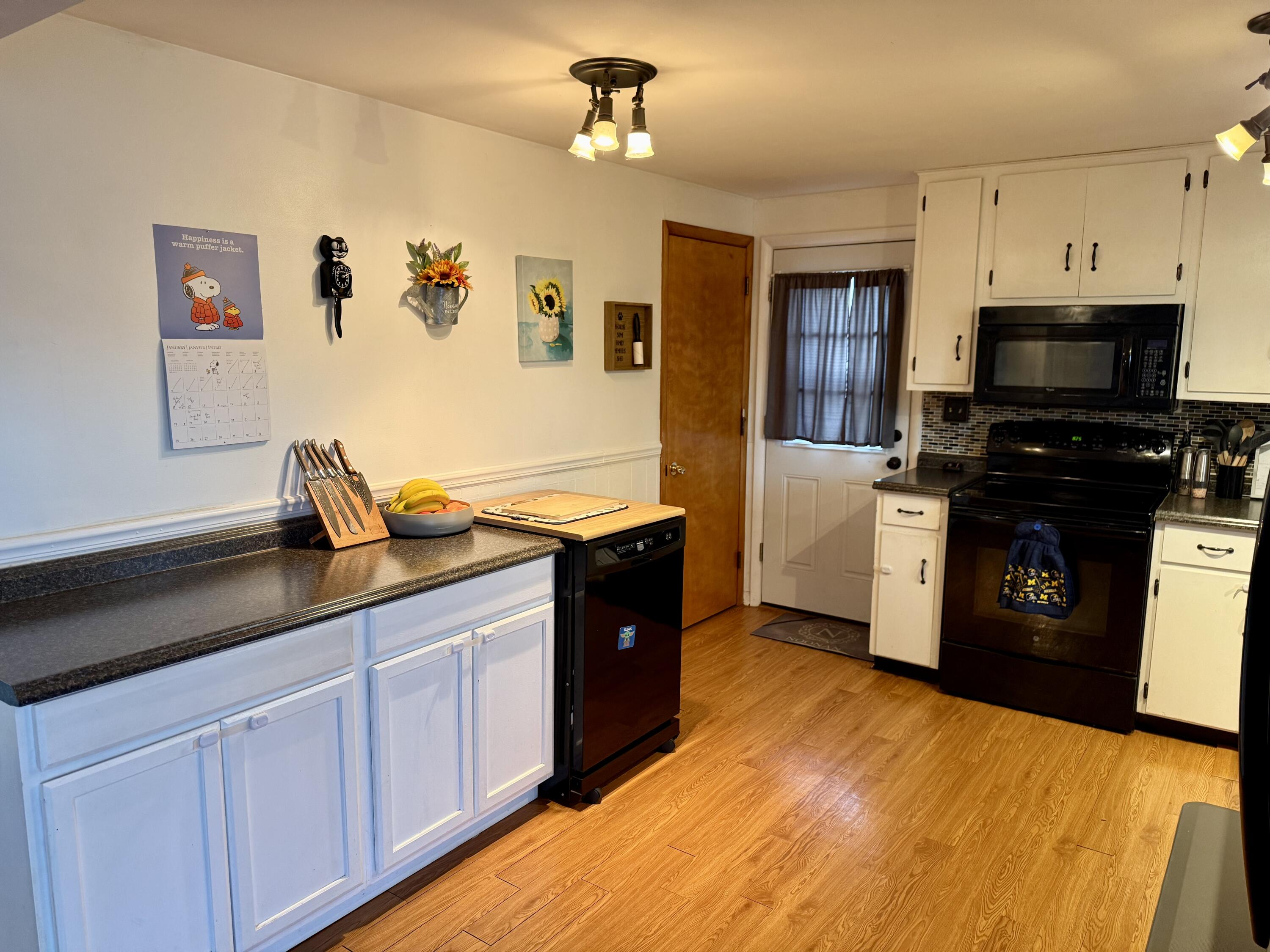 1033 Westmont Circle, Springfield, Ohio 45503