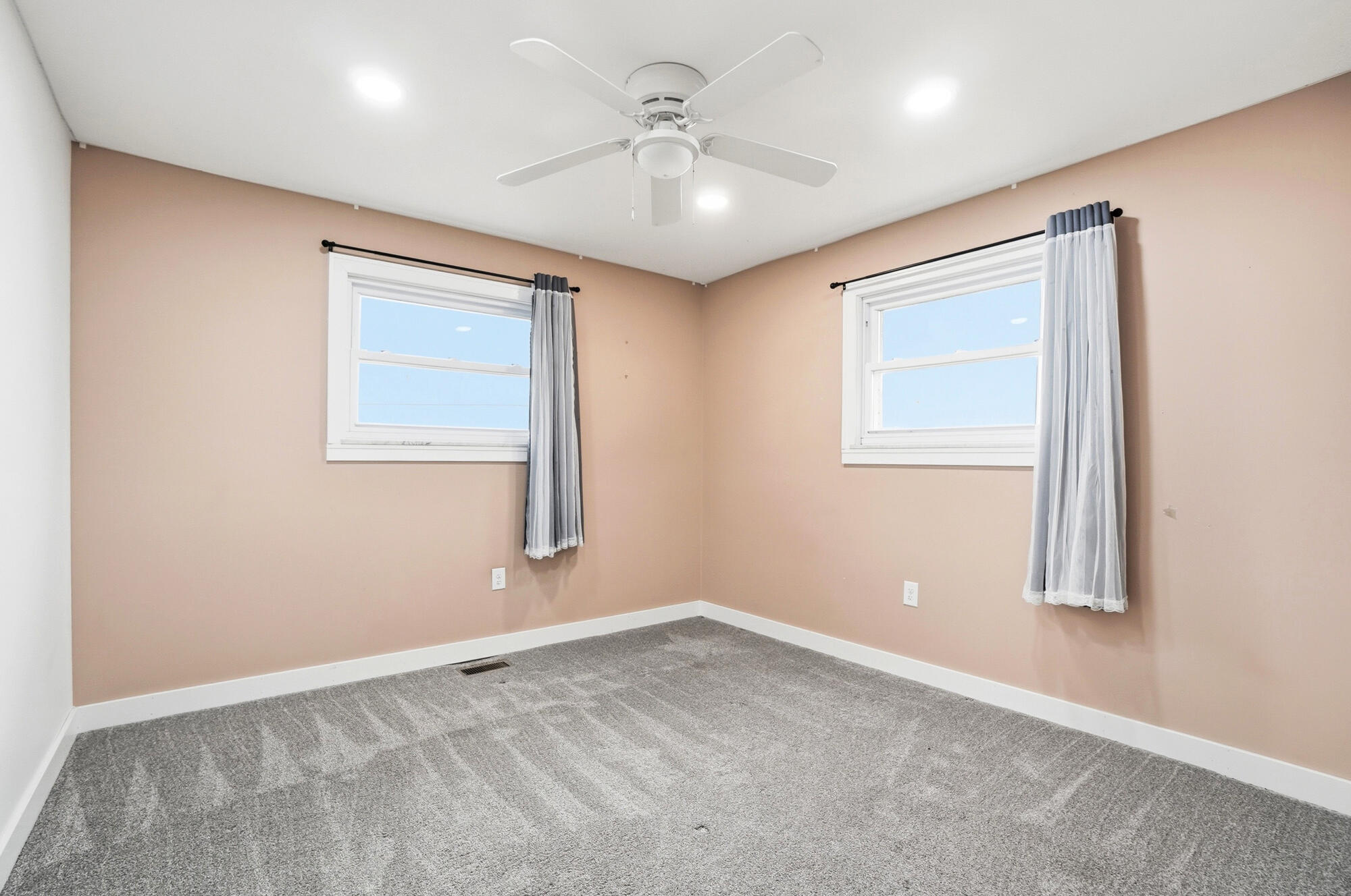 3189 Vernon Asbury Road, South Vienna, Ohio 45369