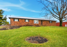 3189 Vernon Asbury Road, South Vienna, Ohio 45369, 3 Bedrooms Bedrooms, ,3 BathroomsBathrooms,Residential,For Sale,Vernon Asbury,1043283