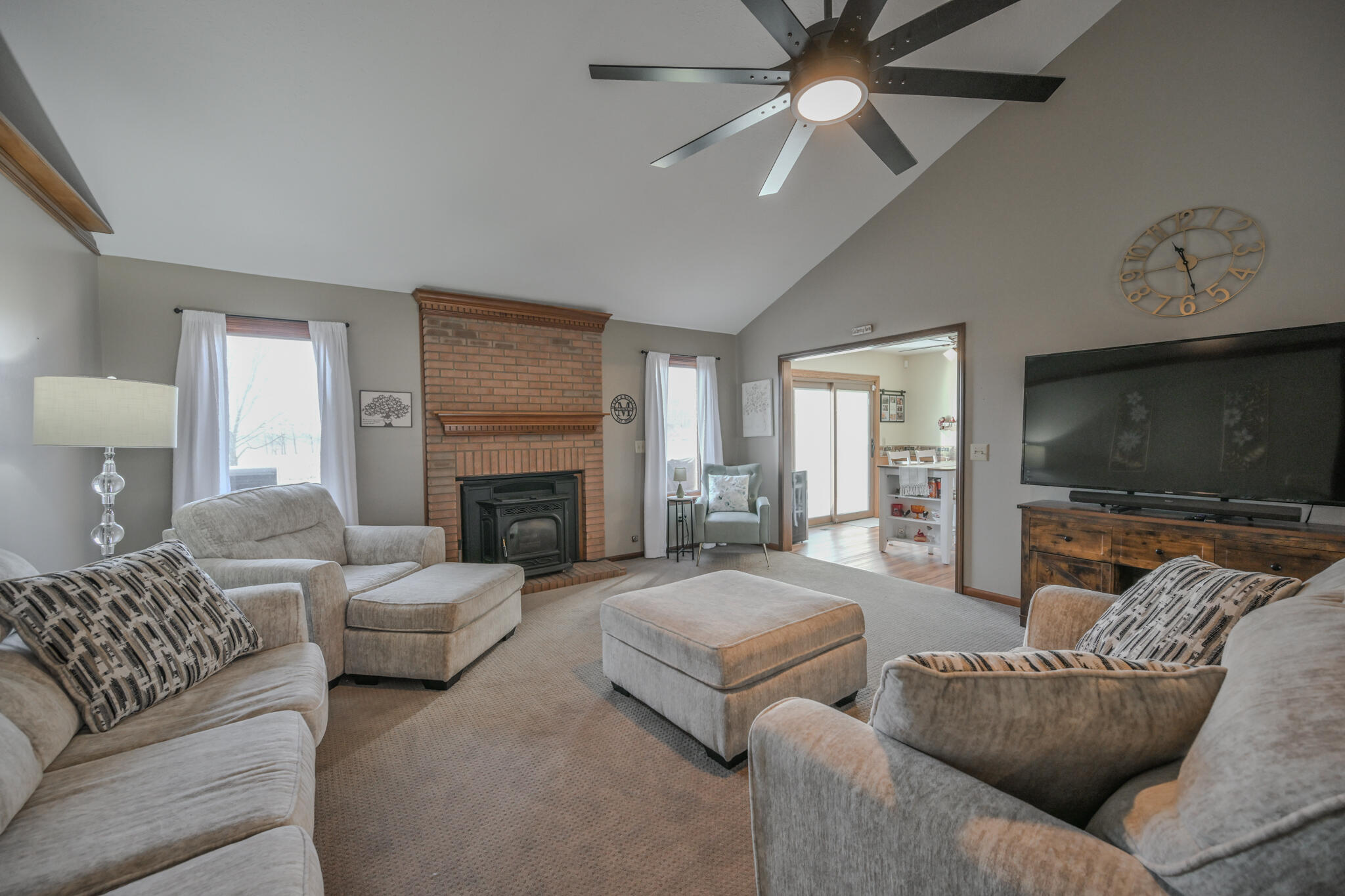 5541 Meissen Drive, Springfield, Ohio 45502