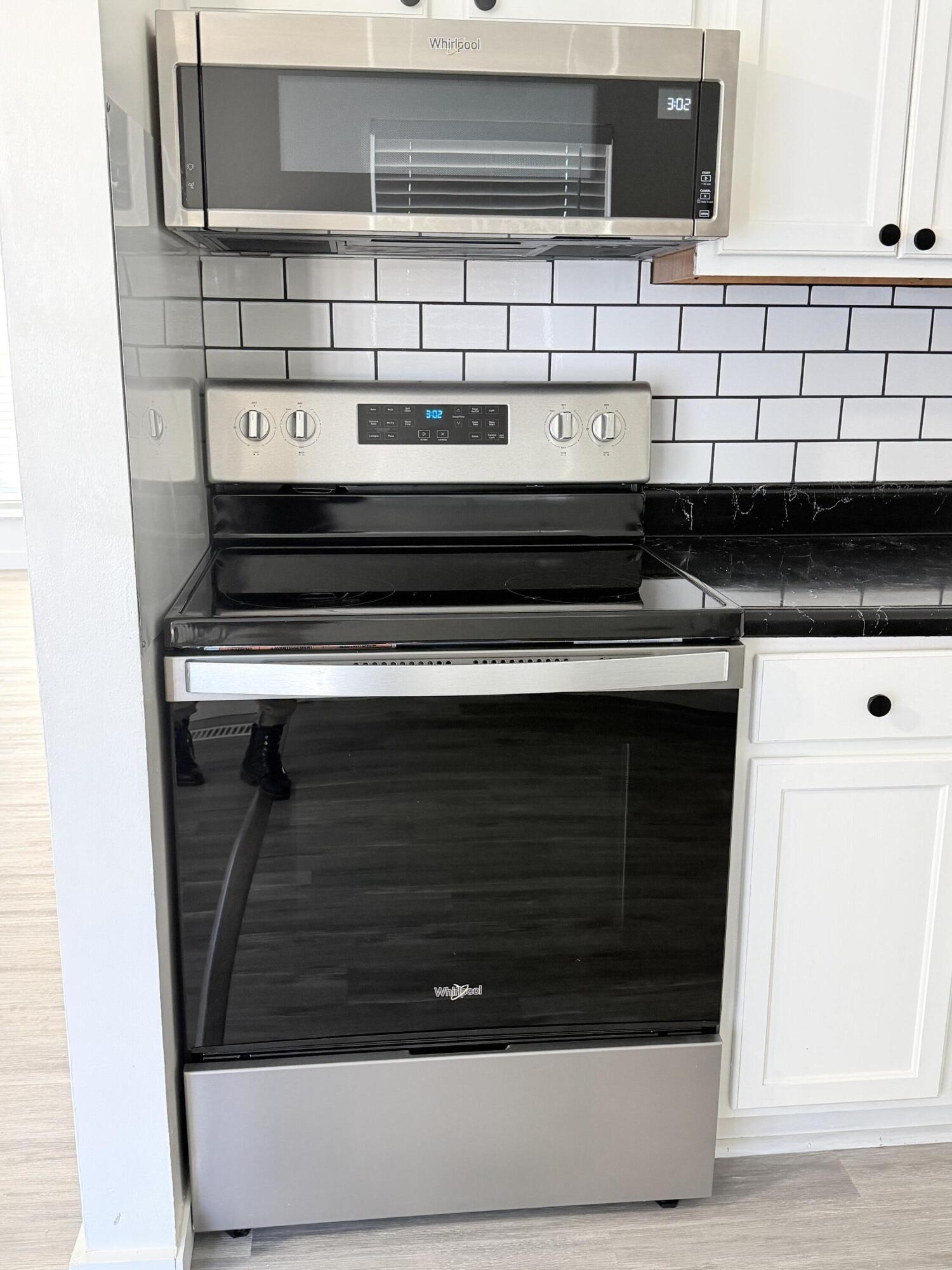 2948 Hyannis Drive, Springfield, Ohio 45503