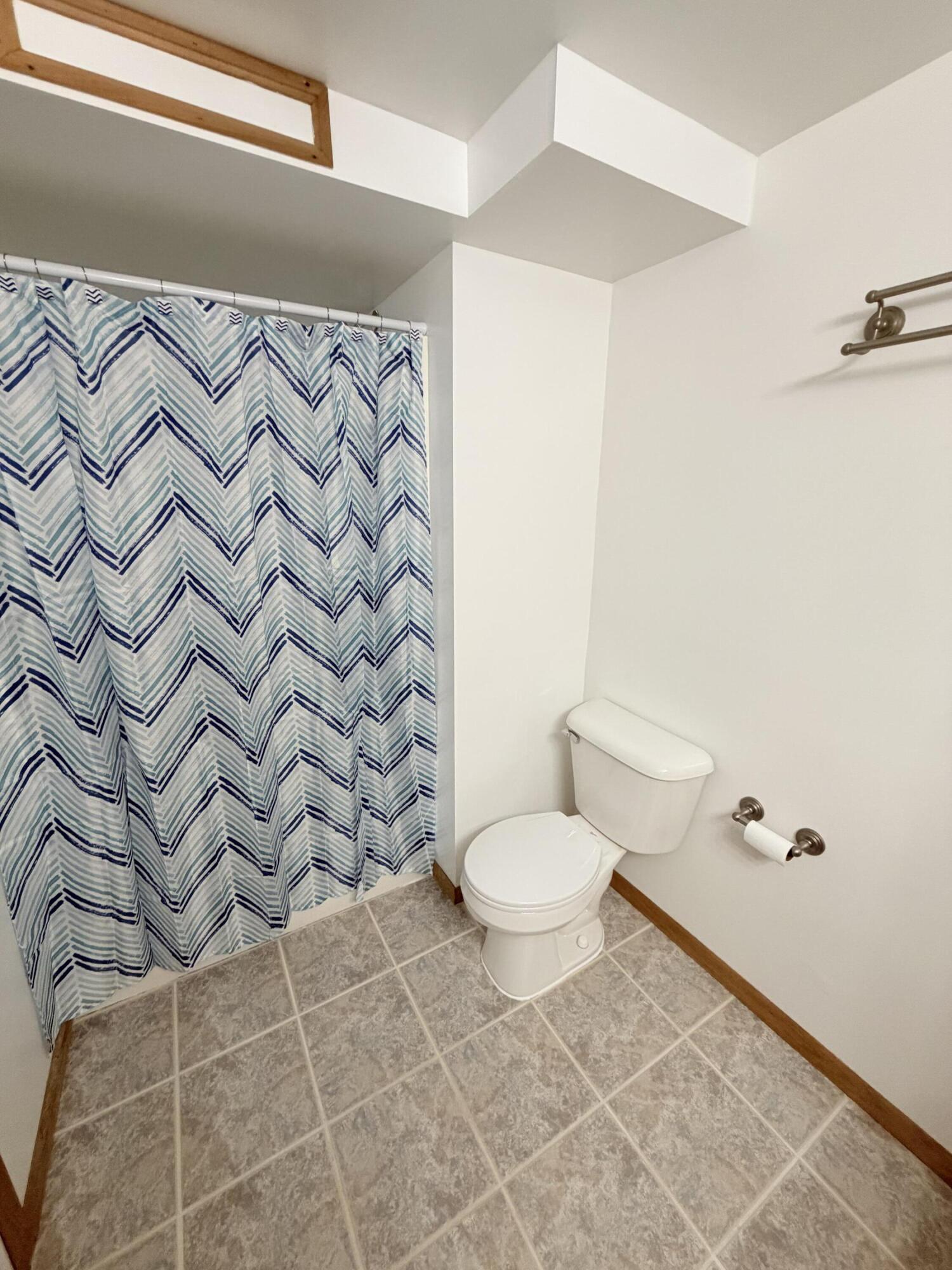 2948 Hyannis Drive, Springfield, Ohio 45503