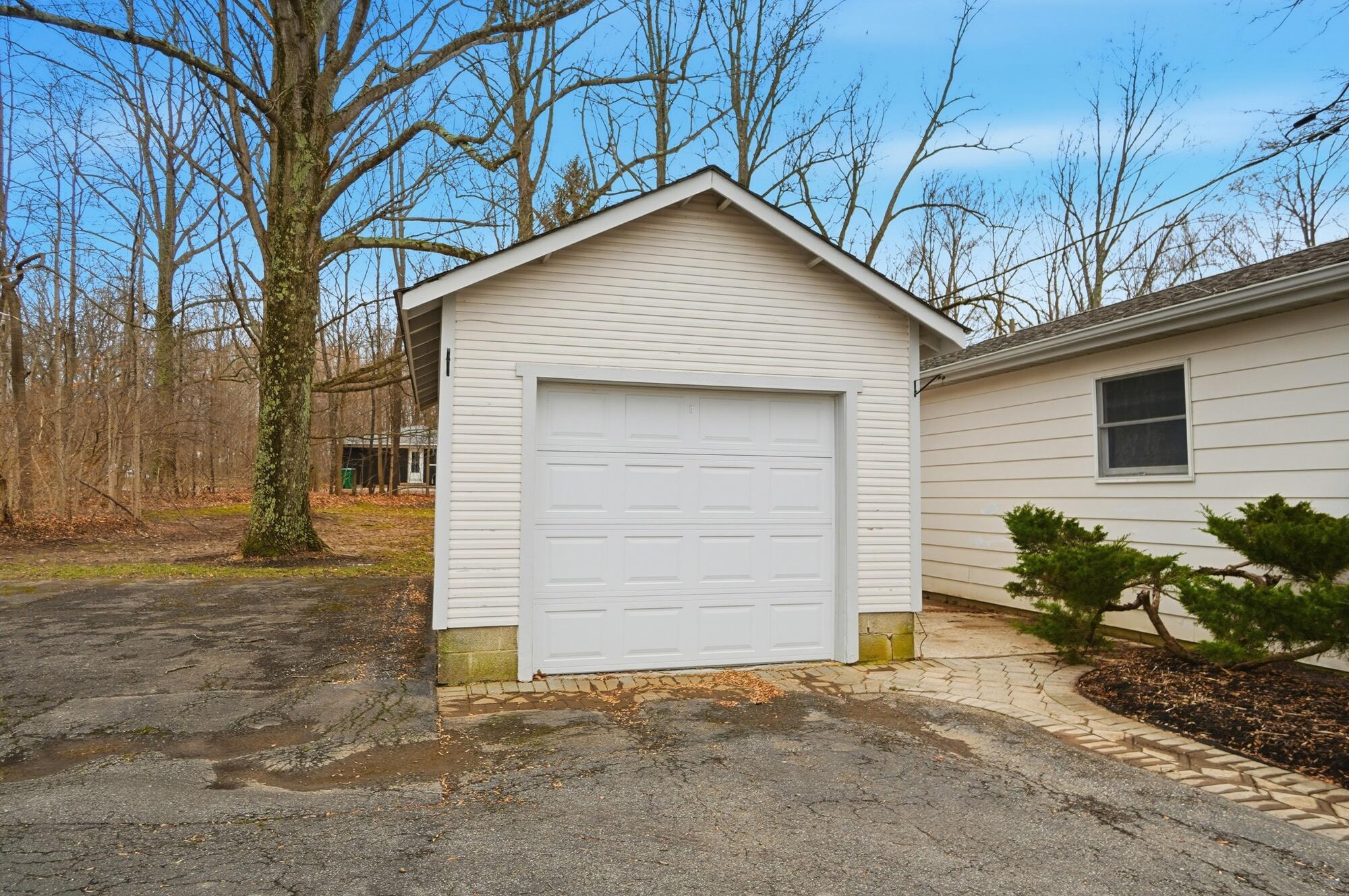 6558 State Route 571, Tipp City, Ohio 45371