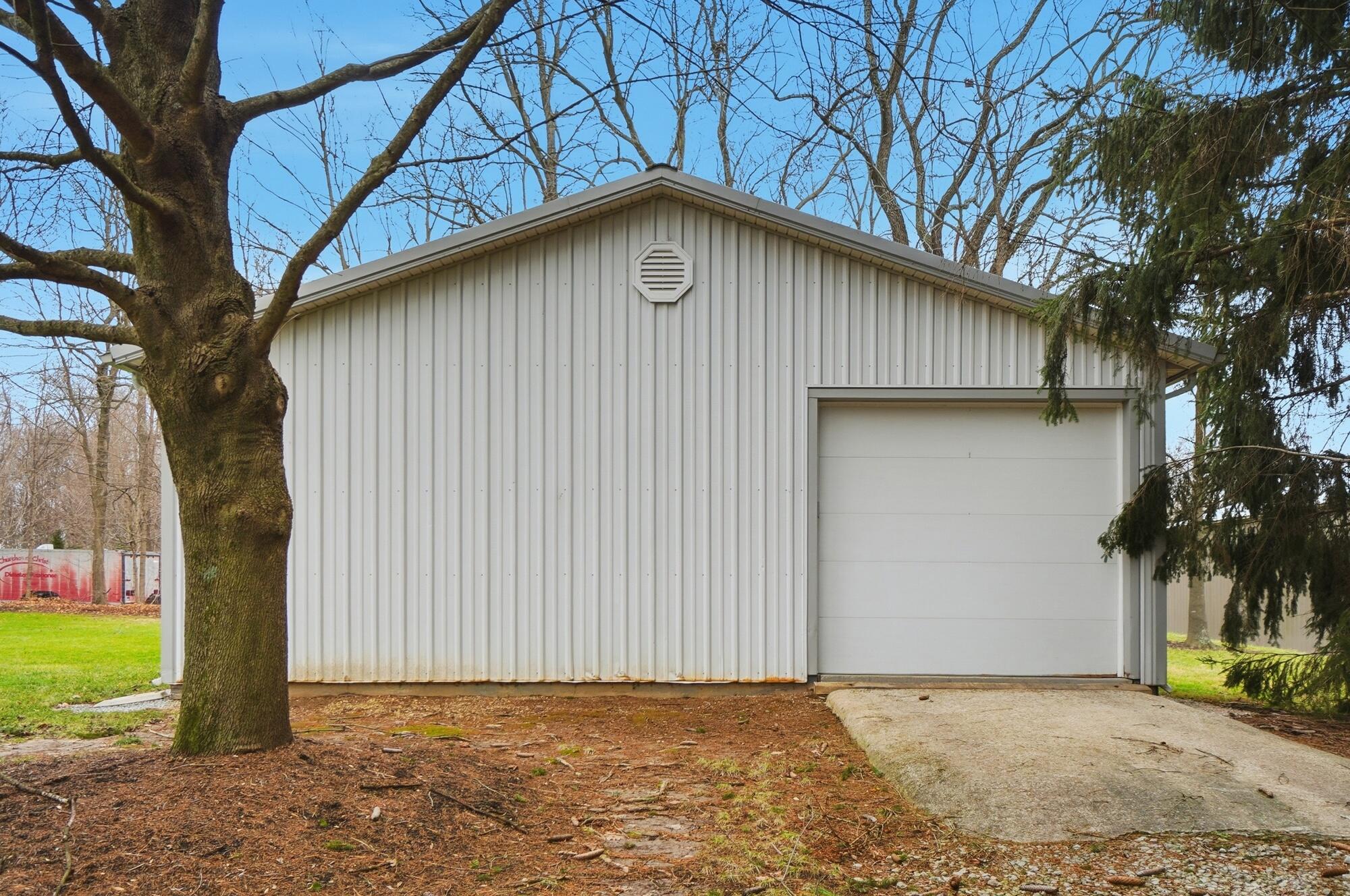 6558 State Route 571, Tipp City, Ohio 45371