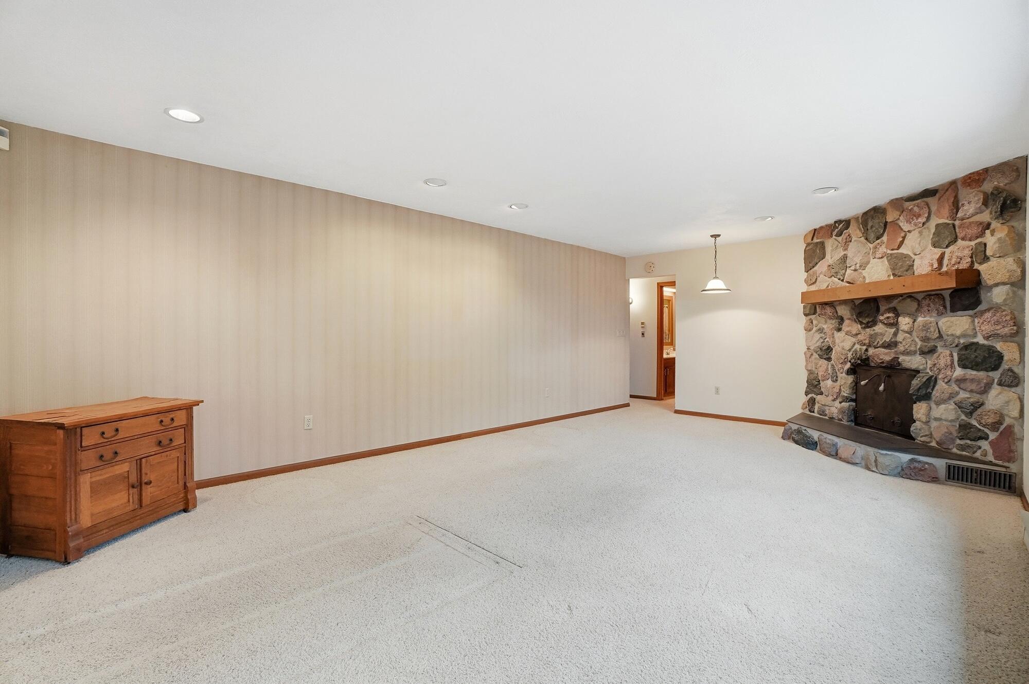 6558 State Route 571, Tipp City, Ohio 45371