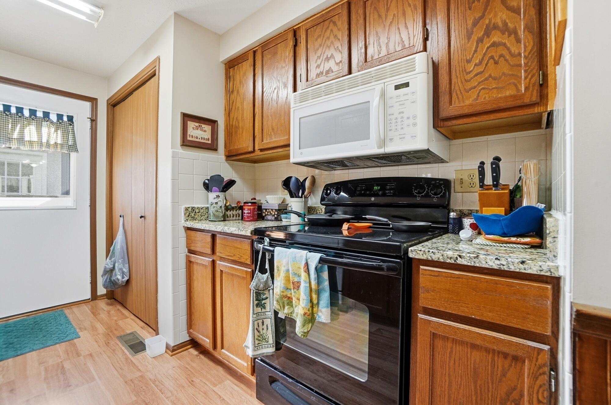 4446 Ridgewood East Road, Springfield, Ohio 45503