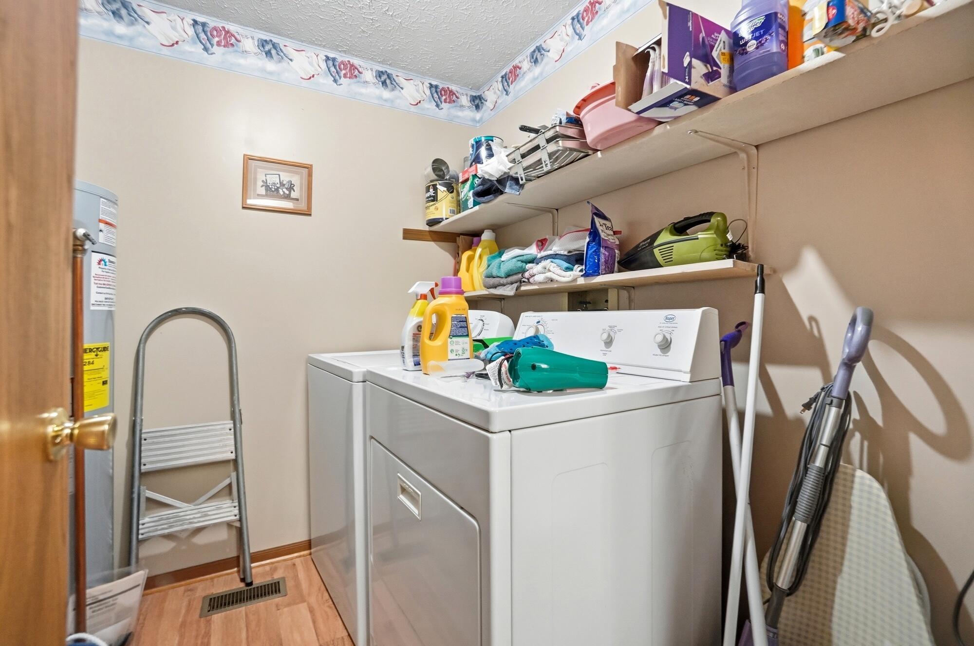 4446 Ridgewood East Road, Springfield, Ohio 45503