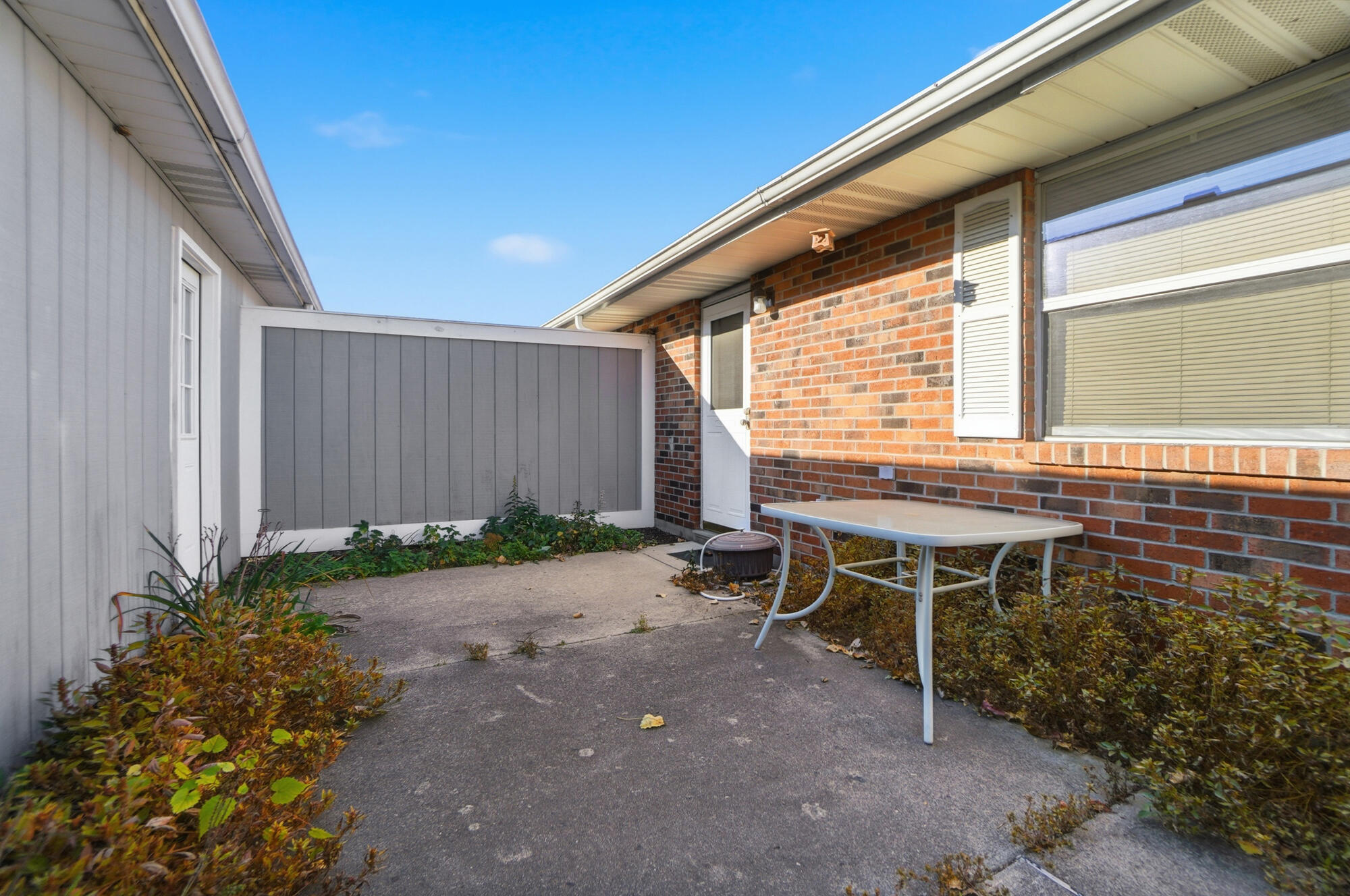 4446 Ridgewood East Road, Springfield, Ohio 45503