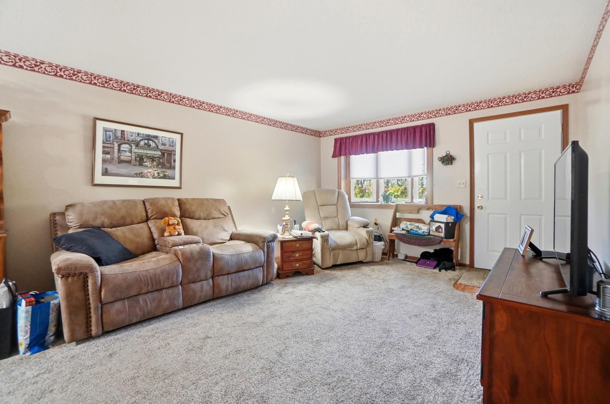 4446 Ridgewood East Road, Springfield, Ohio 45503