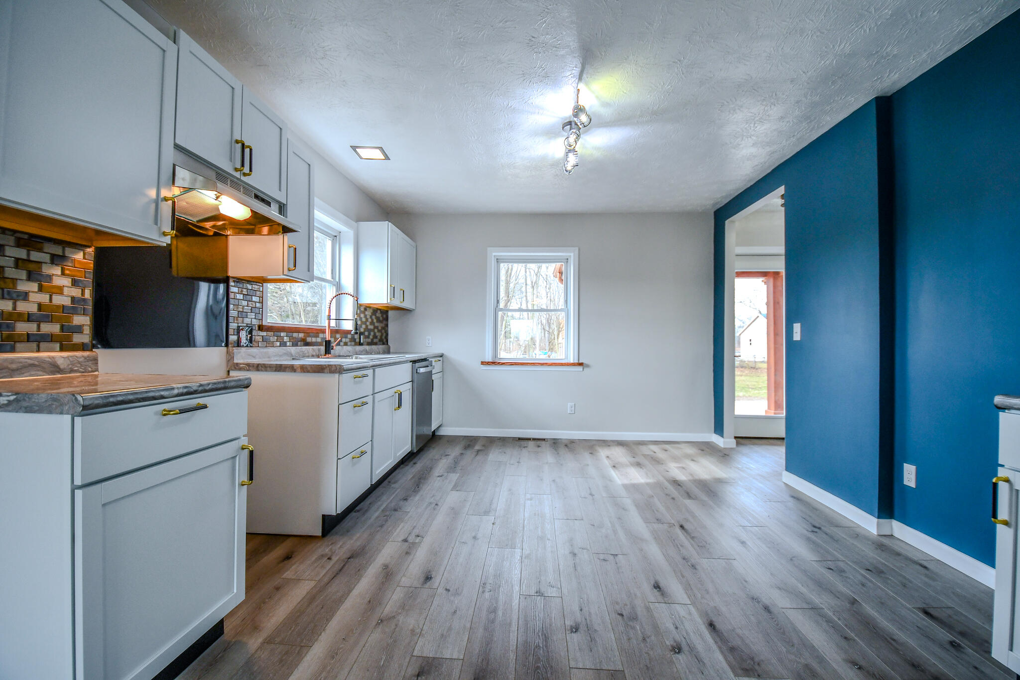 1885 Lake Road, Medway, Ohio 45341