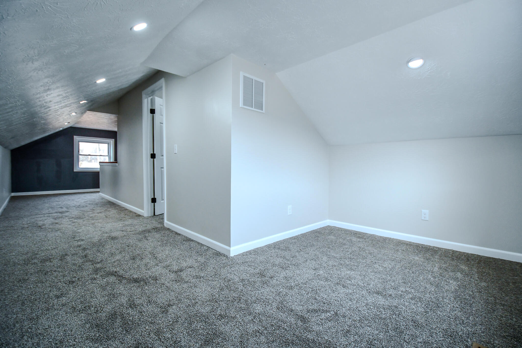 1885 Lake Road, Medway, Ohio 45341