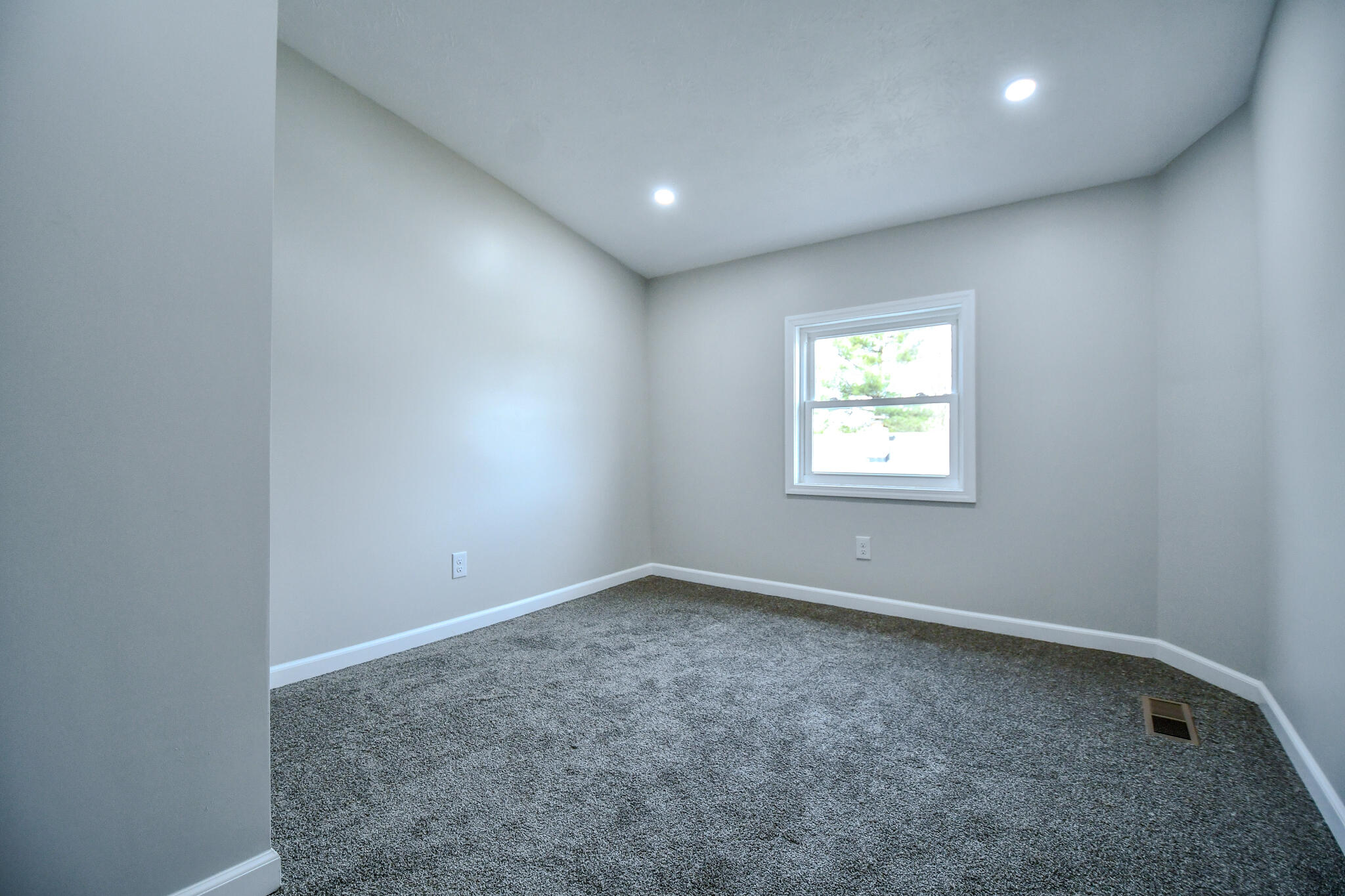 1885 Lake Road, Medway, Ohio 45341