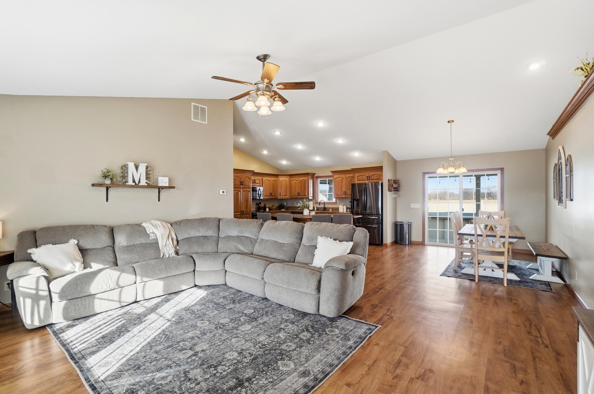 32 Kyle Drive, Wapakoneta, Ohio 45895