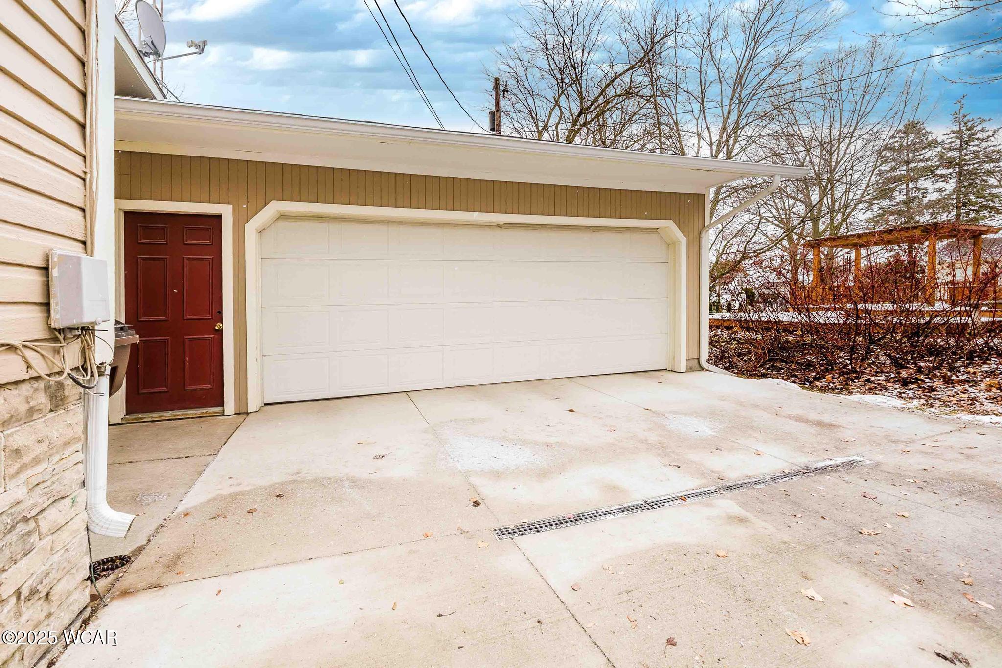 409 Main Street, Bluffton, Ohio