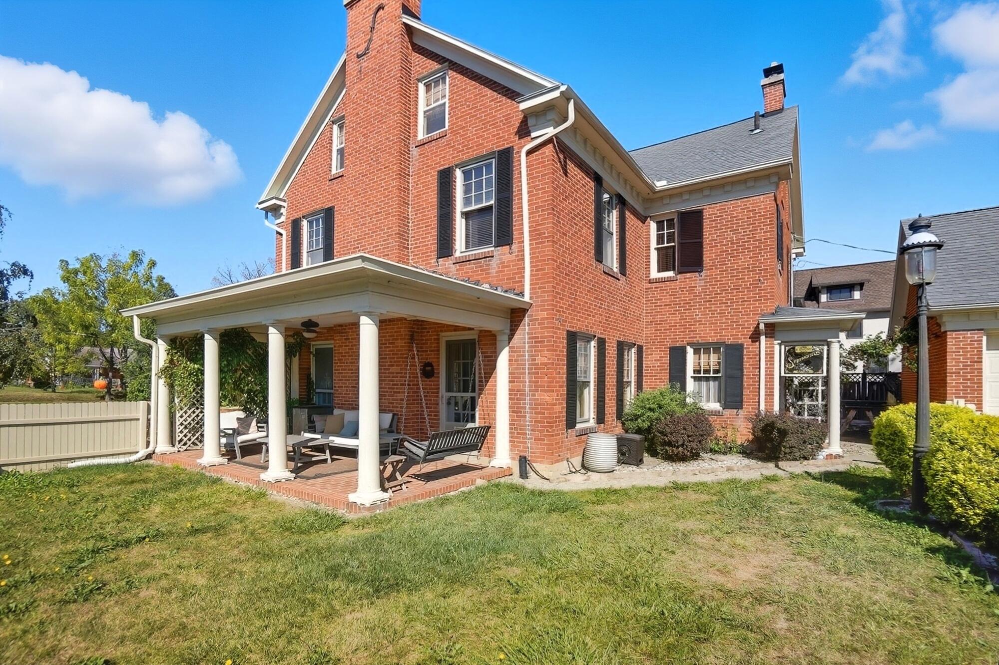 2002 Fountain Boulevard, Springfield, Ohio 45504