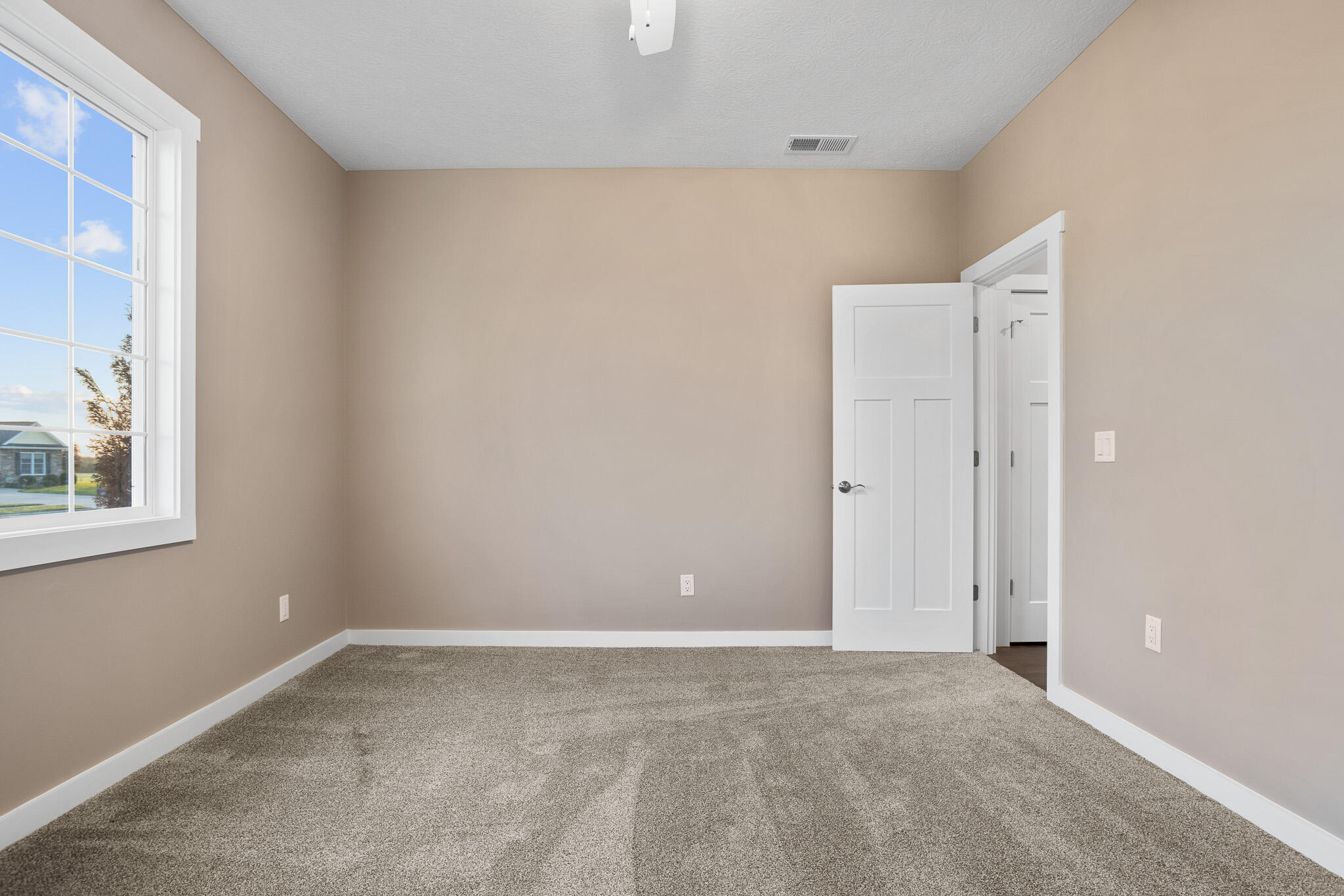 9907 Barnum Road, Piqua, Ohio 45356