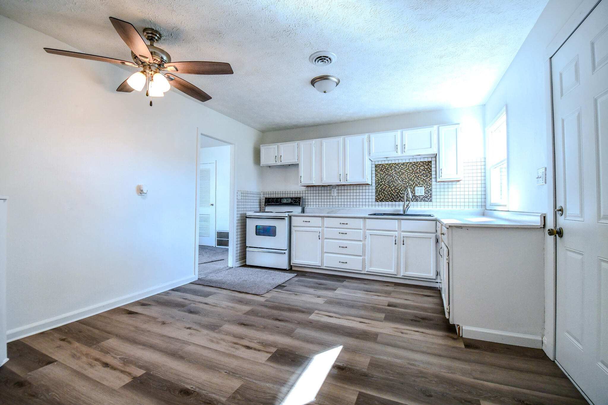 128 Marchmont Drive, Fairborn, Ohio 45324