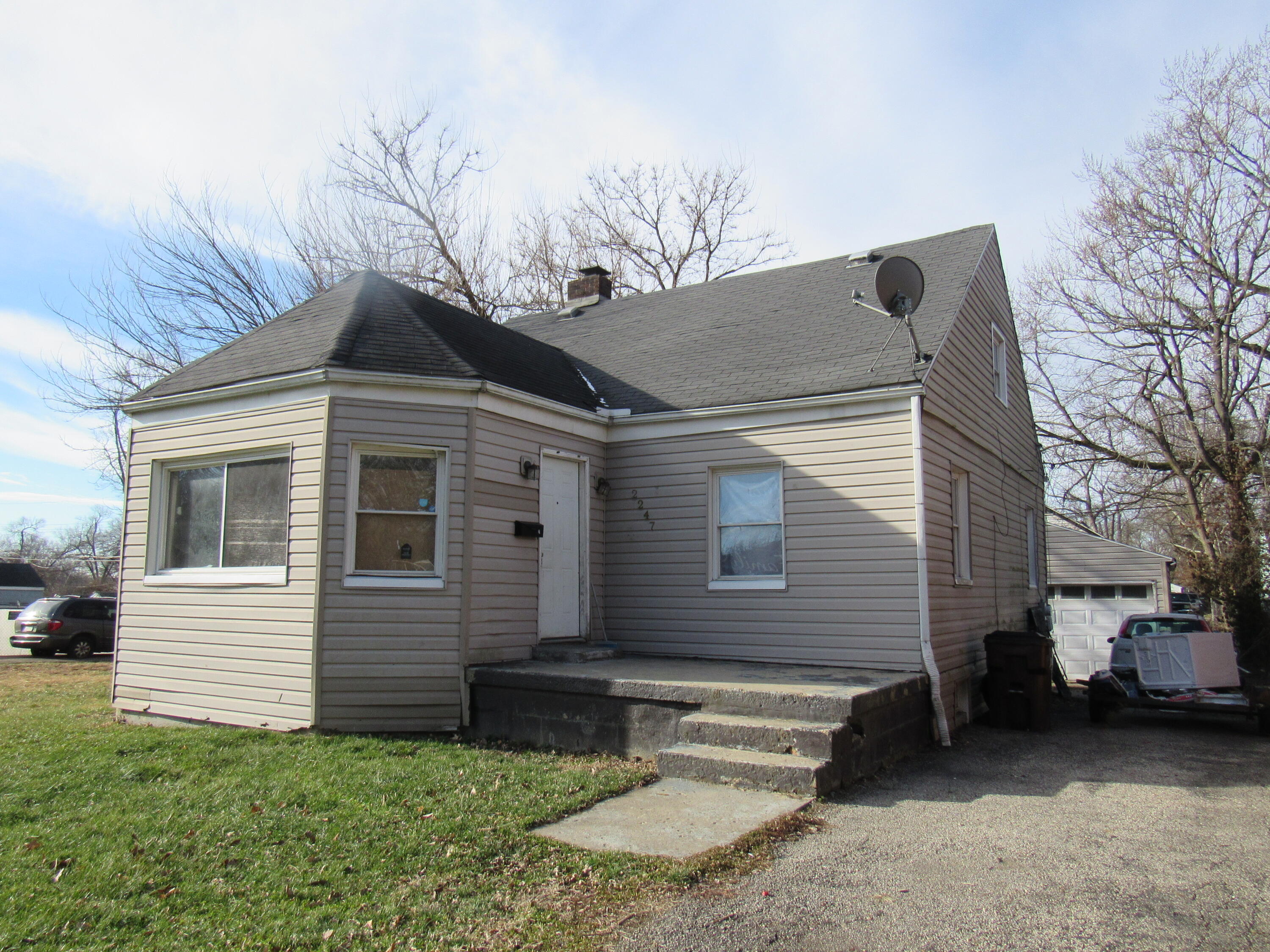 2247 Esmeralda Avenue, Dayton, Ohio 45406
