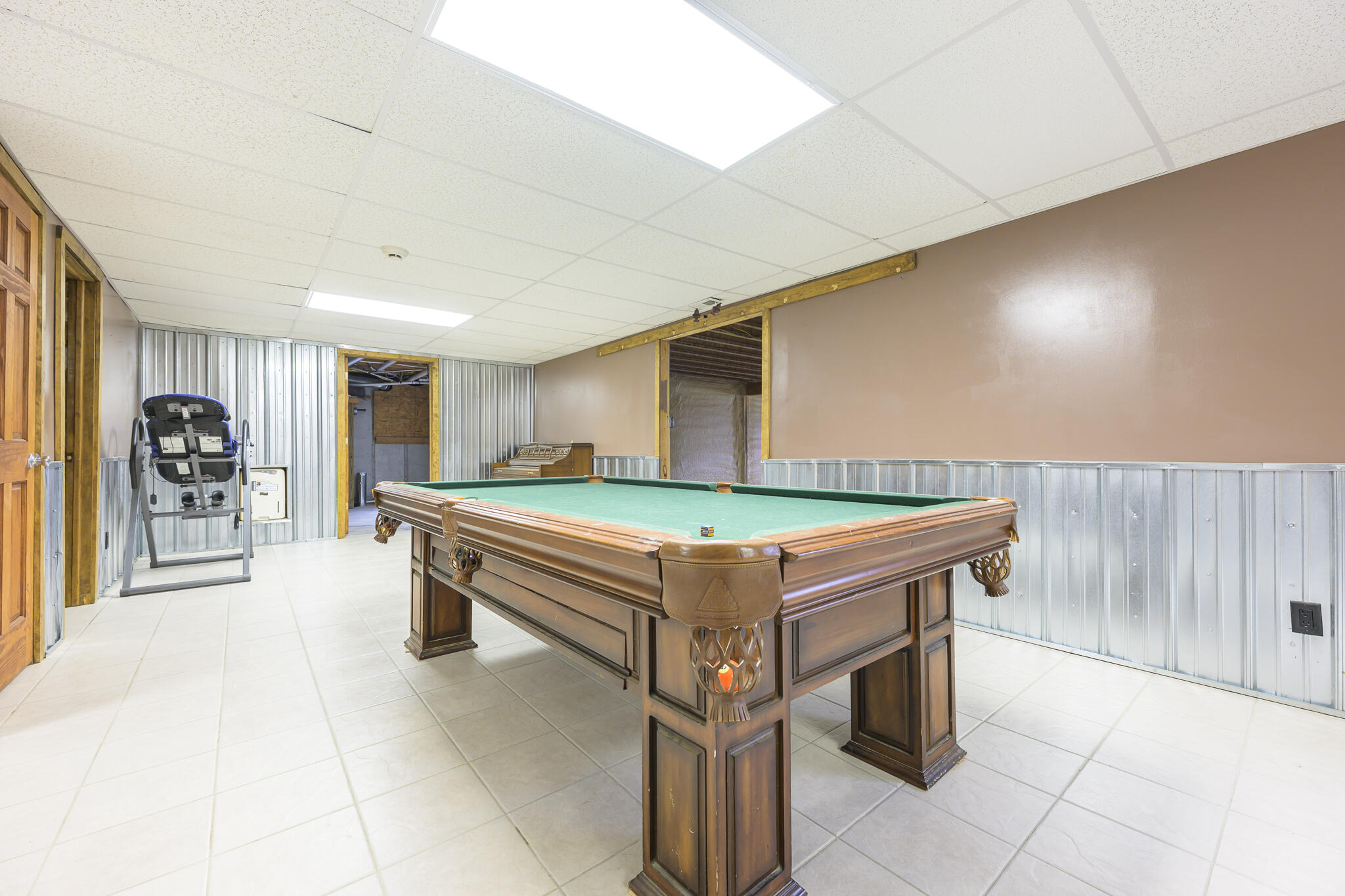 23481 Fairmount Road, Waynesfield, Ohio 45896