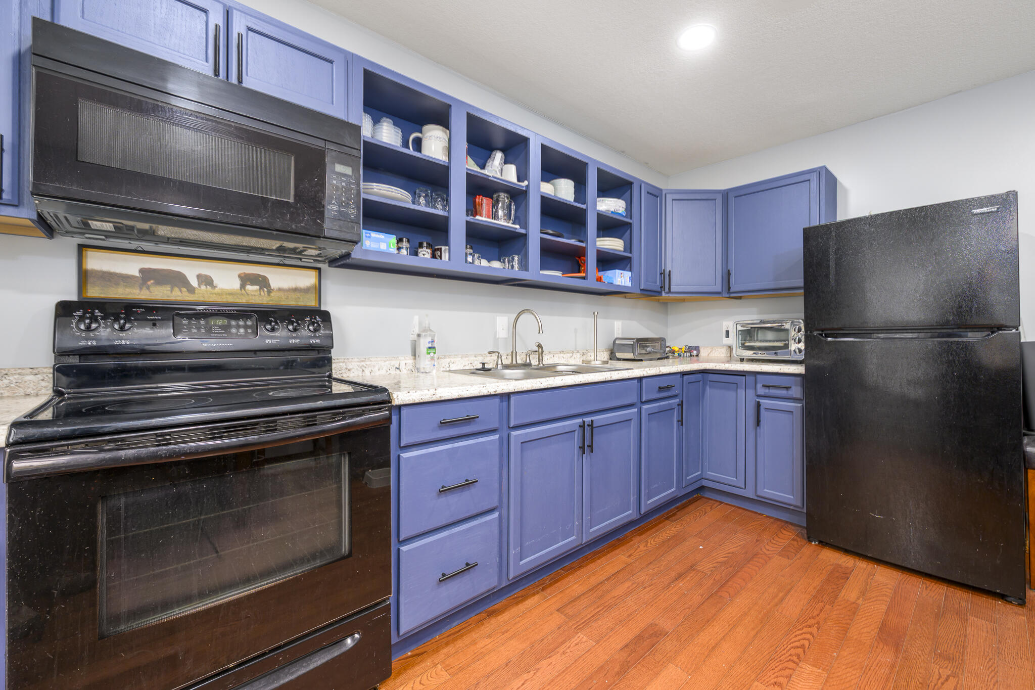 23481 Fairmount Road, Waynesfield, Ohio 45896