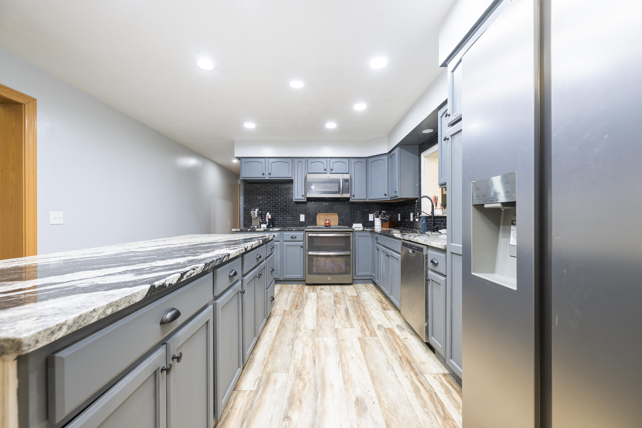 23481 Fairmount Road, Waynesfield, Ohio 45896