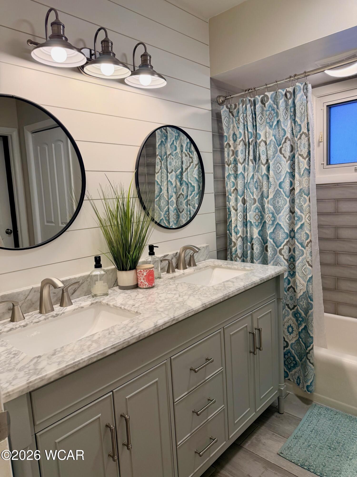 225 Yates Avenue, Findlay, Ohio