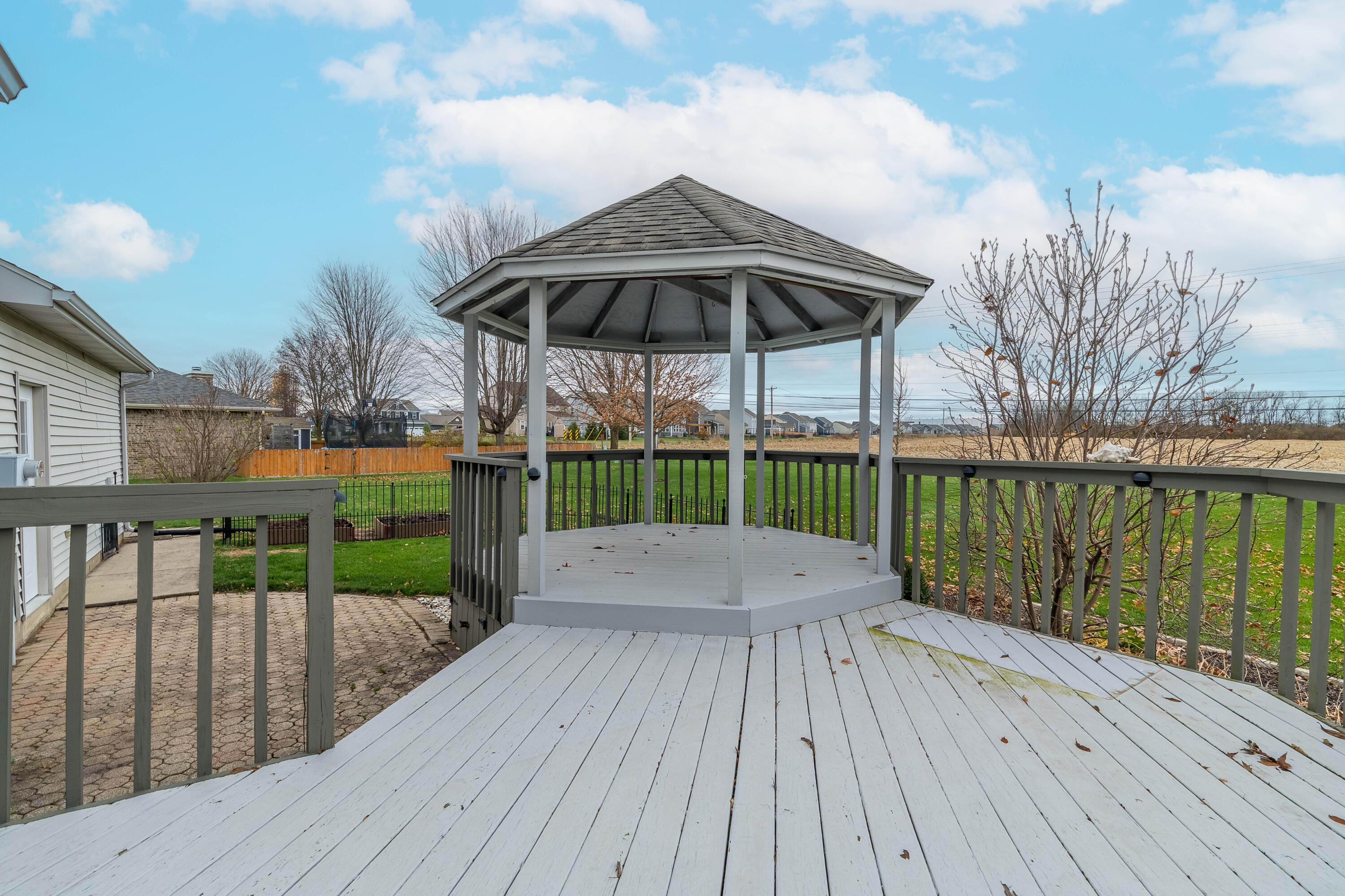 830 Pinehurst Drive, Tipp City, Ohio 45371